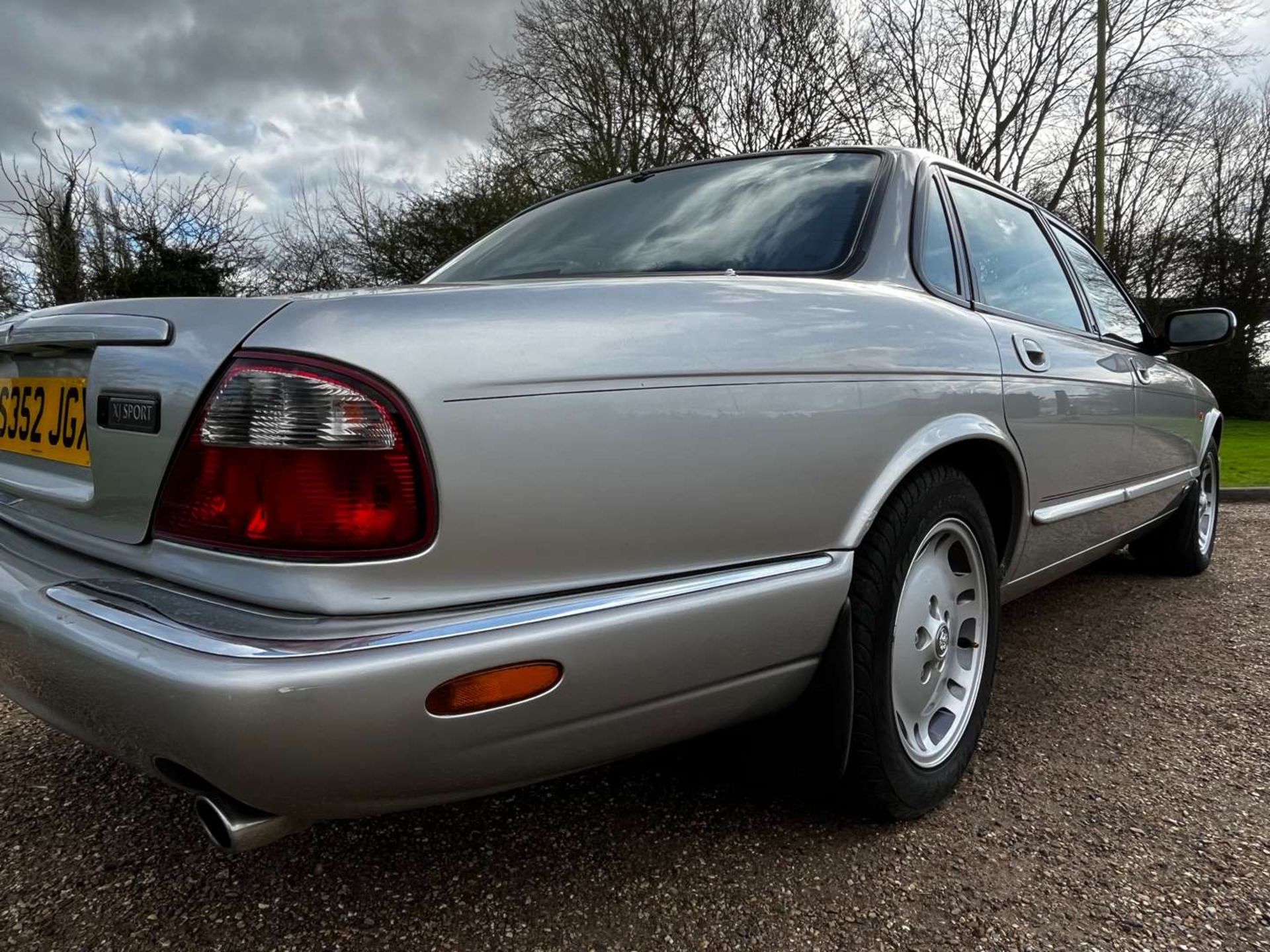 1998 JAGUAR XJ SPORT 3.2 V8 AUTO - Image 12 of 29