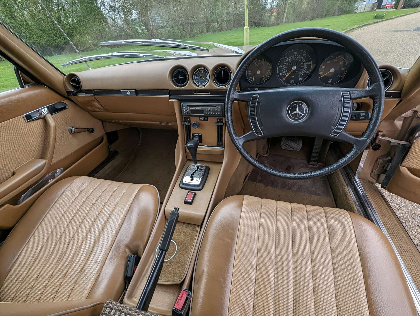 1972 MERCEDES R107 350 SL AUTO - Image 20 of 29