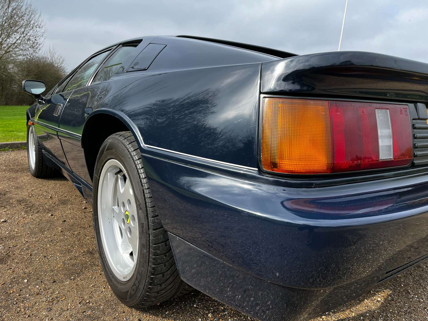 1989 LOTUS ESPRIT - Image 12 of 27