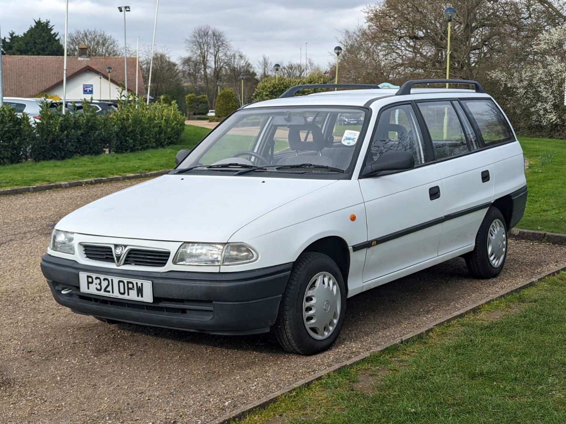 1996 VAUXHALL ASTRA 1.6 EXPRESSION ESTATE - Image 3 of 28