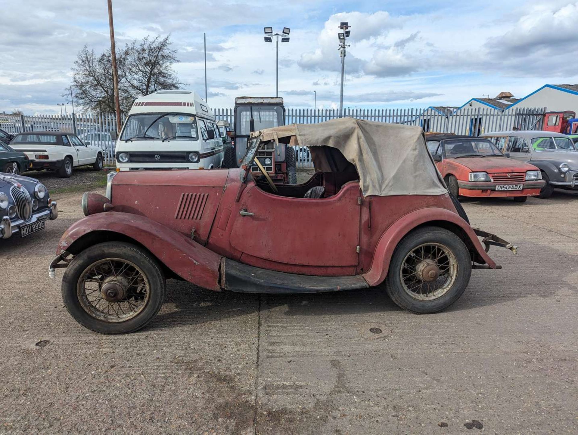 1937 MORRIS FOUR SEATER TOURER - Image 4 of 24