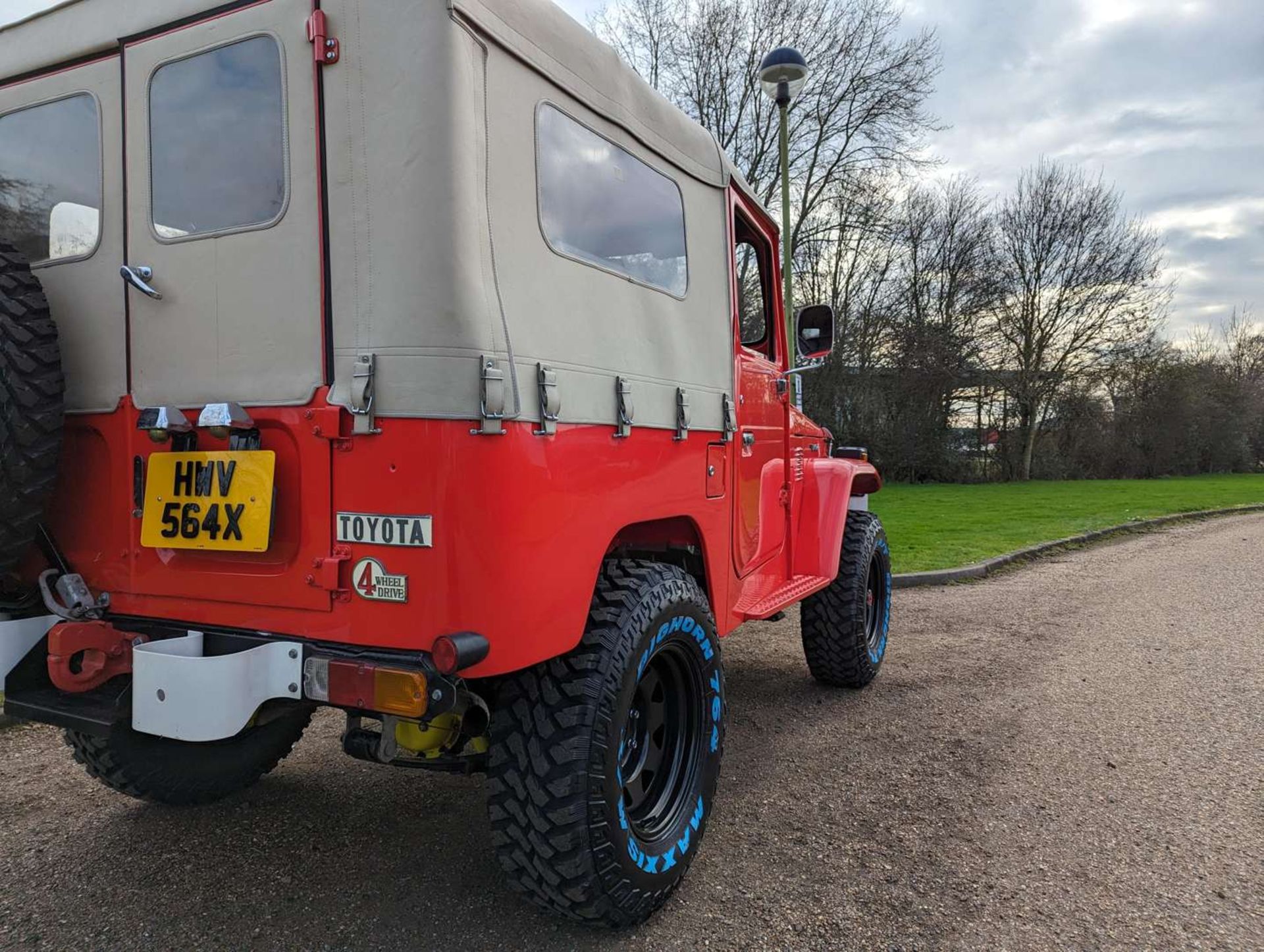 1981 TOYOTA LAND CRUISER FJ40 - Image 12 of 27