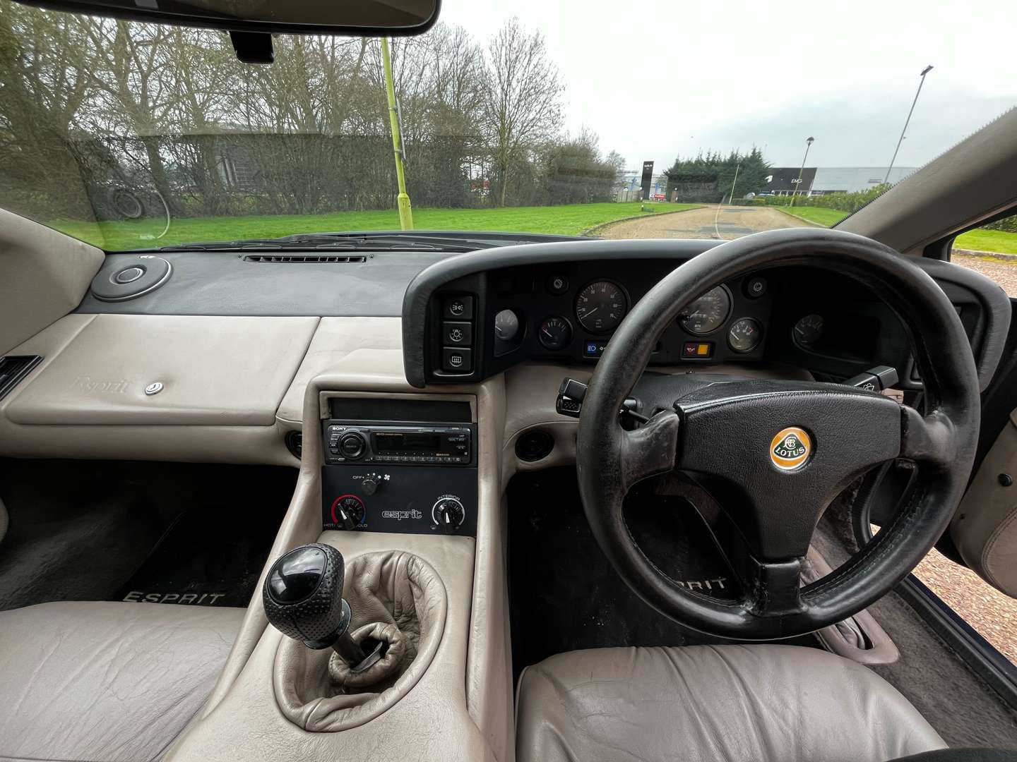 1989 LOTUS ESPRIT - Image 21 of 27