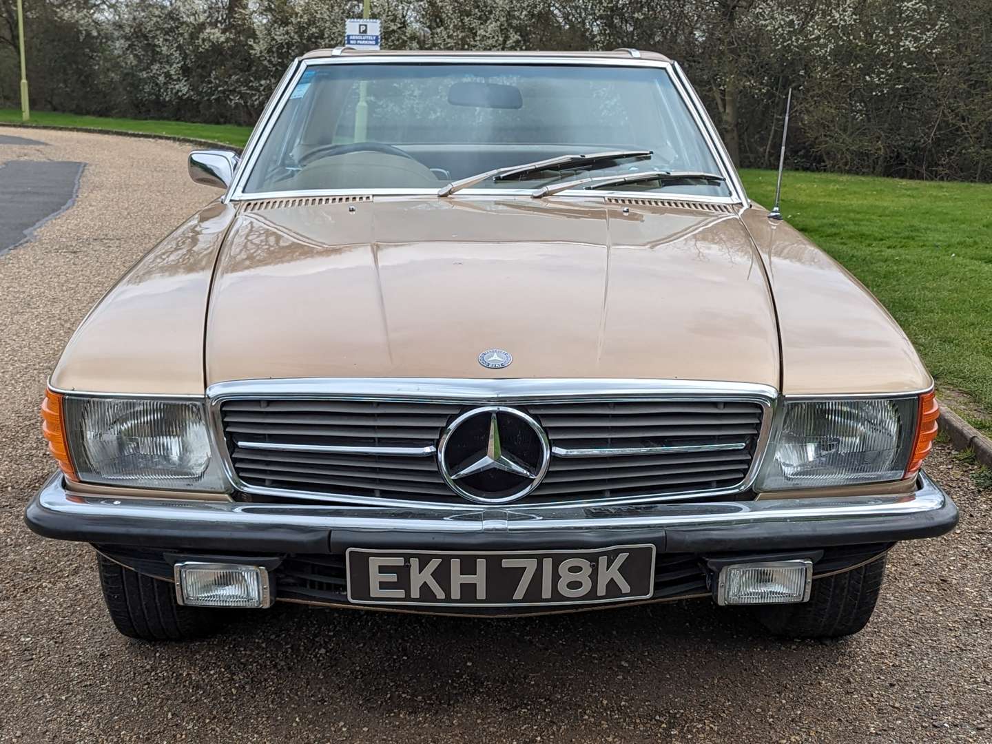 1972 MERCEDES R107 350 SL AUTO - Image 2 of 29