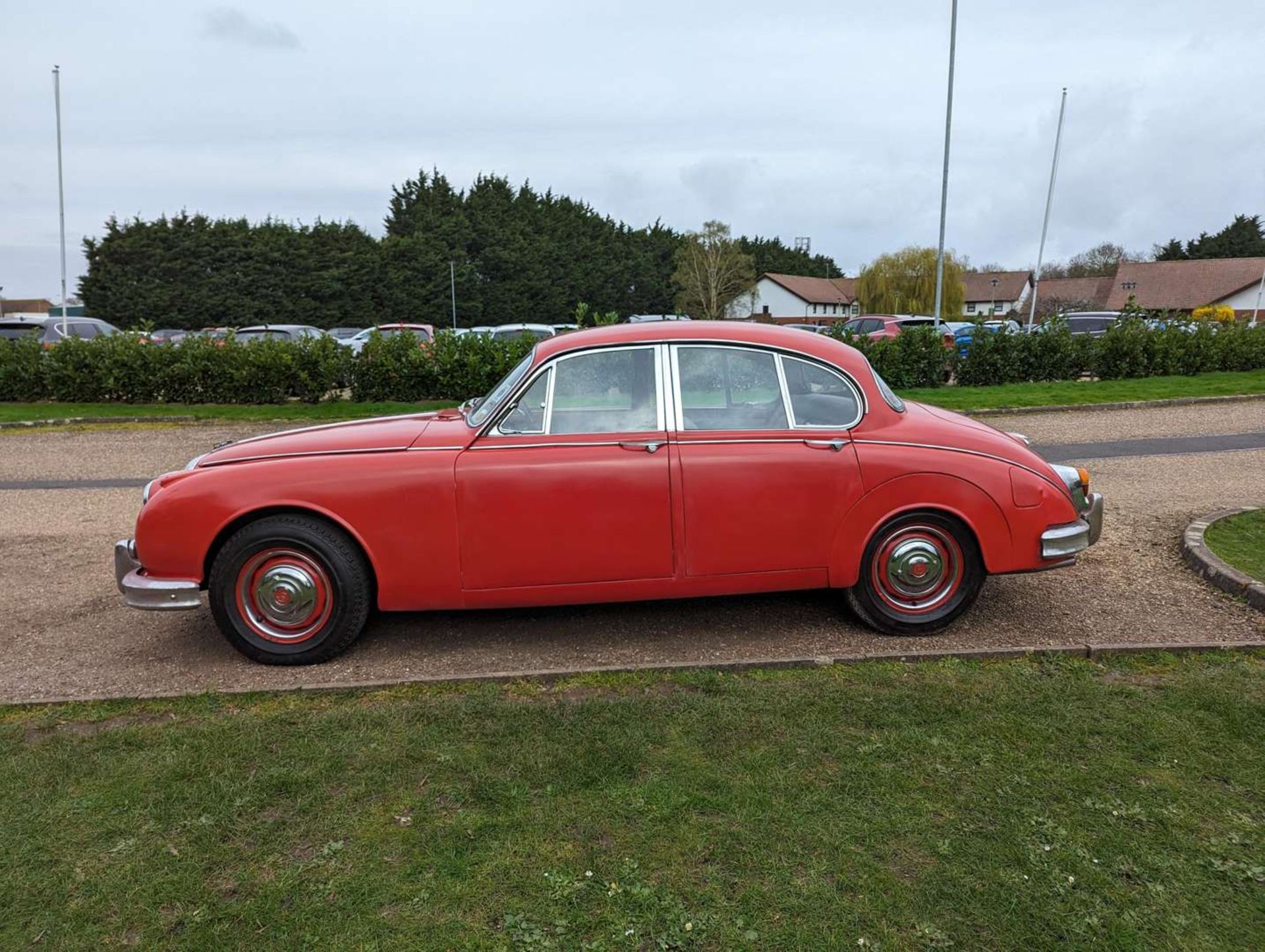 1964 DAIMLER V8 250 AUTO - Image 4 of 30