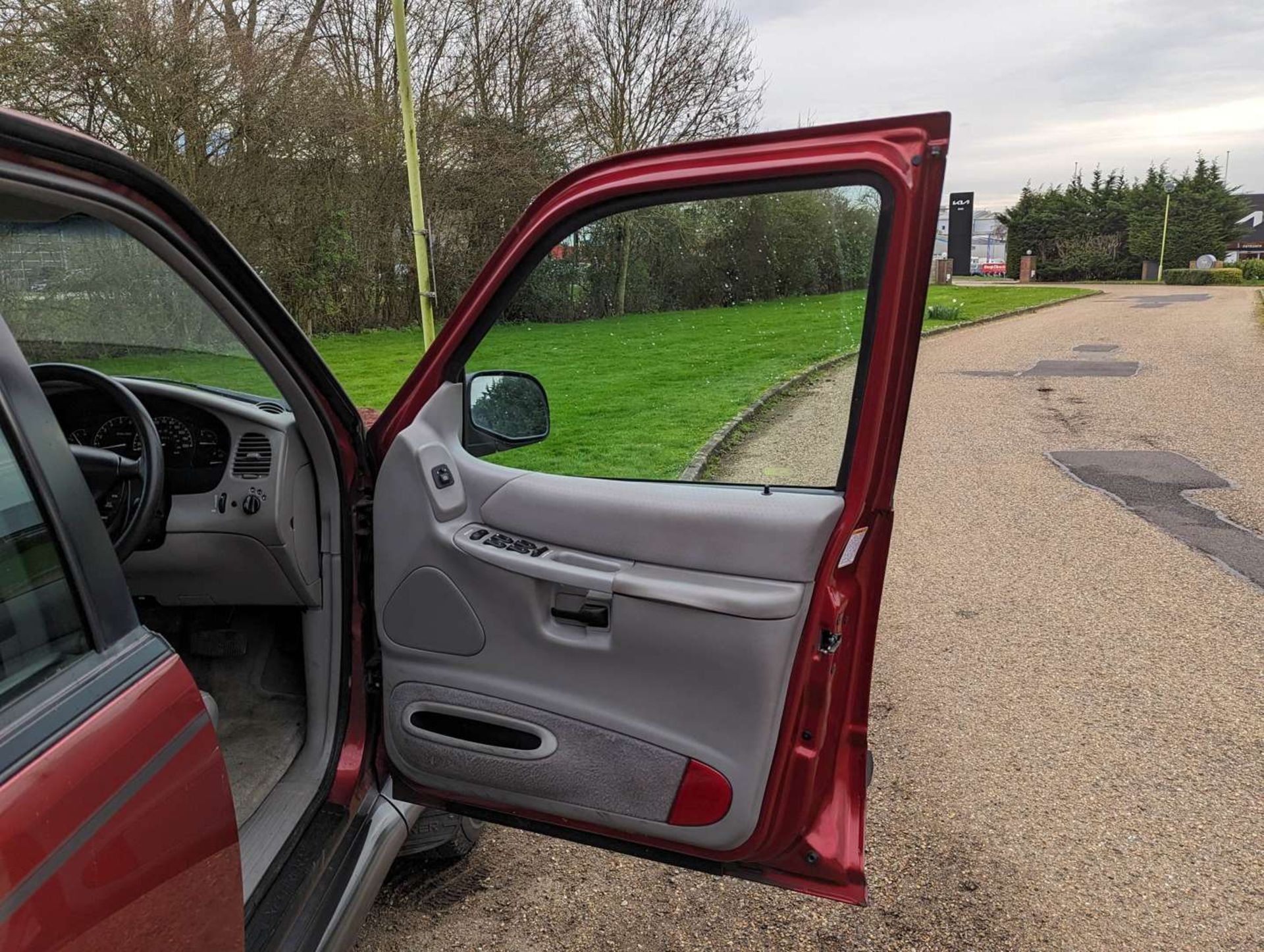 1998 FORD EXPLORER 4.0 V6 AUTO ONE OWNER - Image 17 of 29