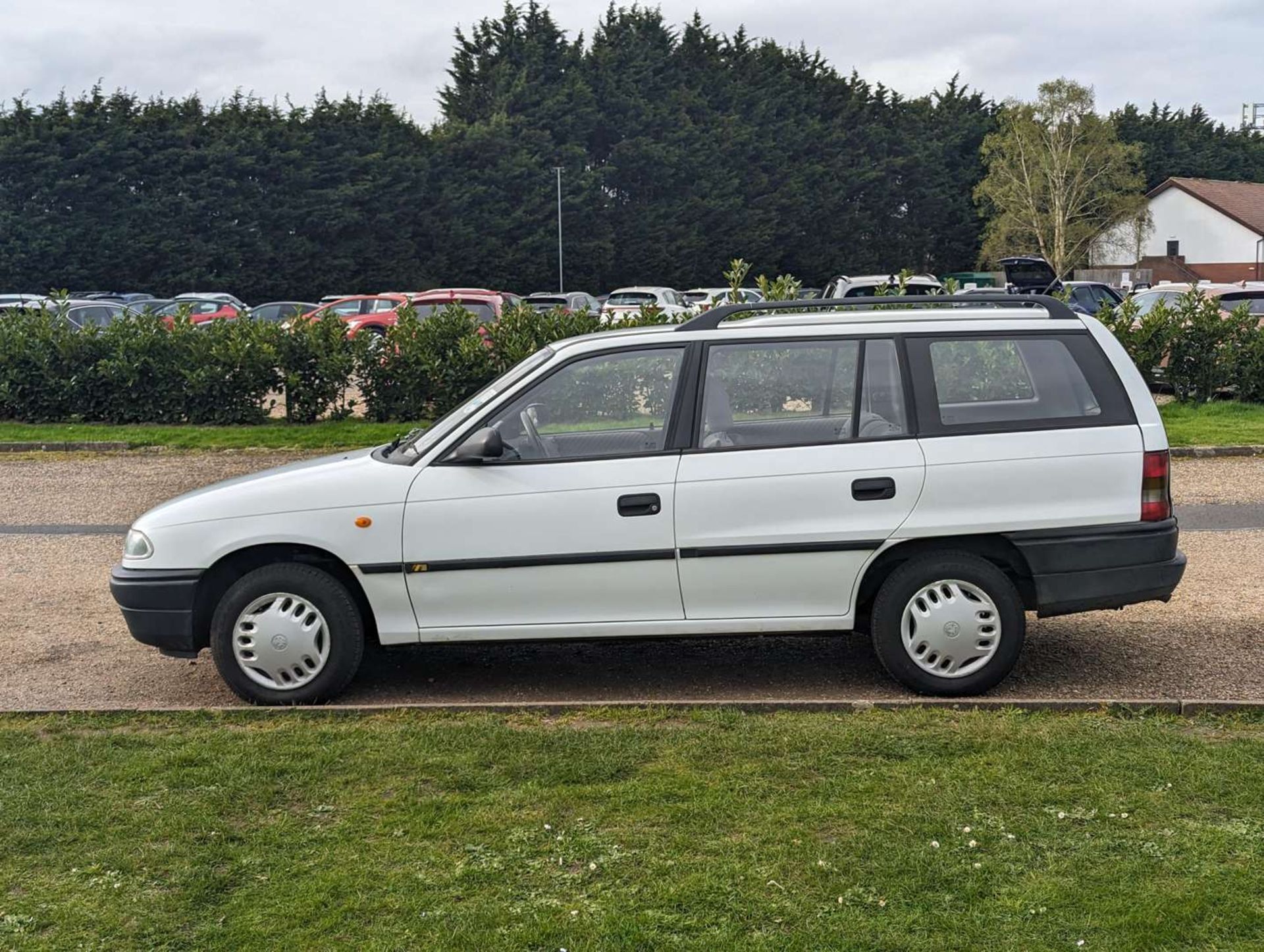 1996 VAUXHALL ASTRA 1.6 EXPRESSION ESTATE - Image 4 of 28