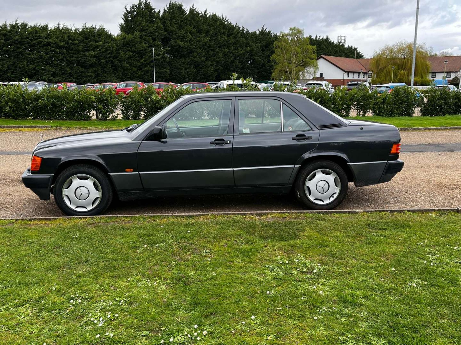 1992 MERCEDES 190E 2.0 AUTO - Image 4 of 29