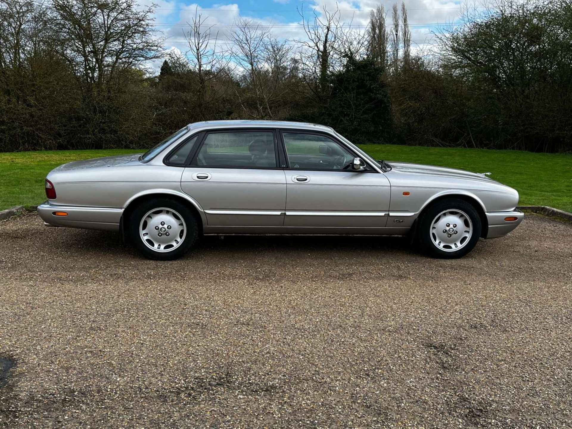 1998 JAGUAR XJ SPORT 3.2 V8 AUTO - Image 8 of 29