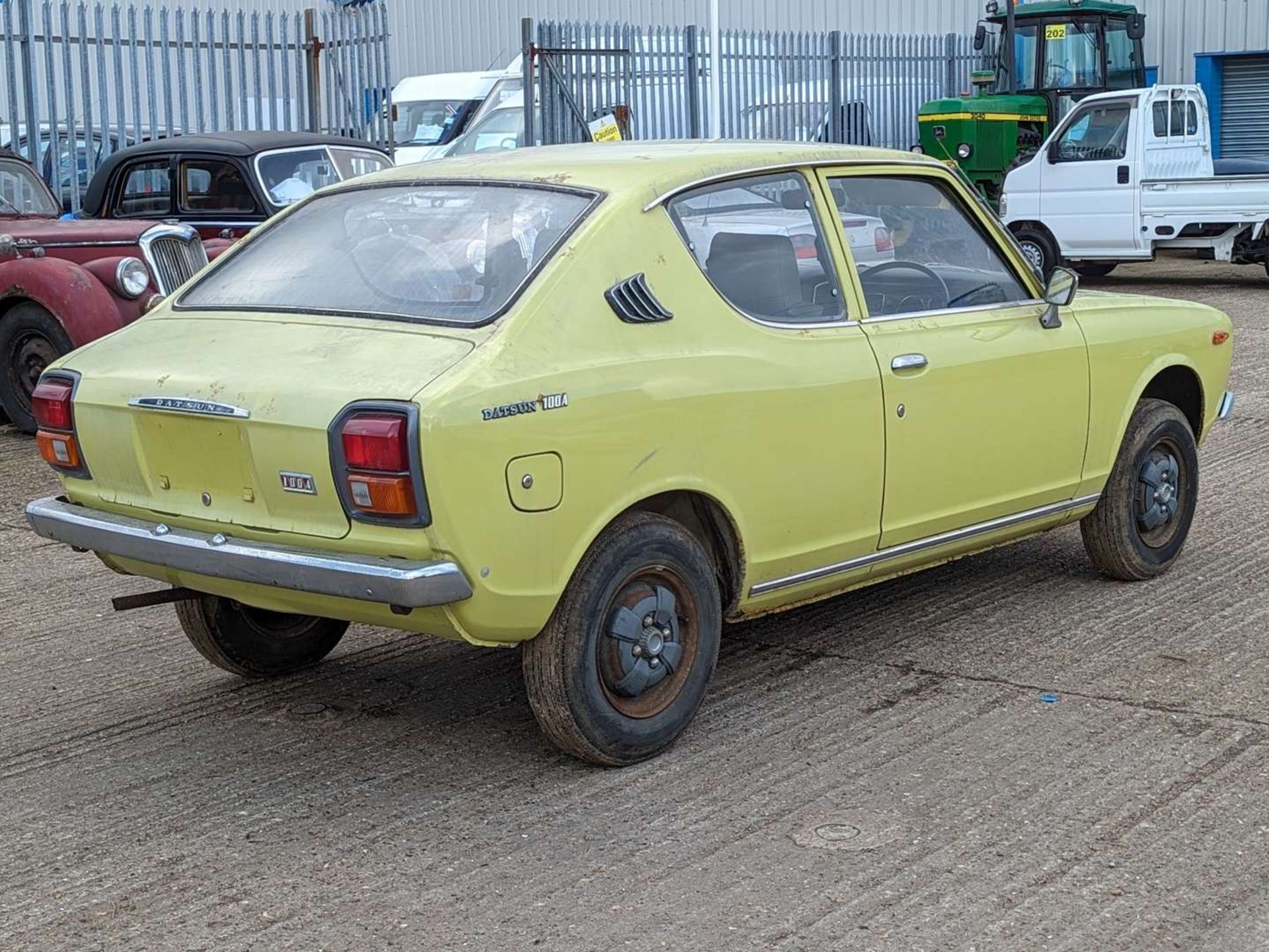 1976 DATSUN 100A L CHERRY - Image 7 of 30