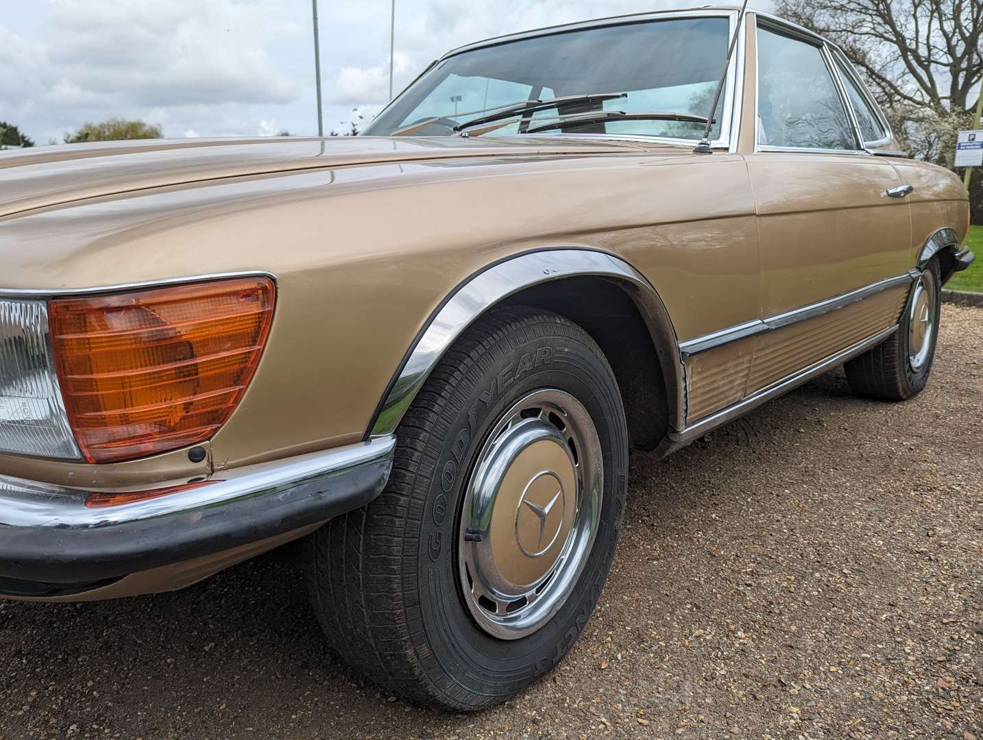 1972 MERCEDES R107 350 SL AUTO - Image 9 of 29