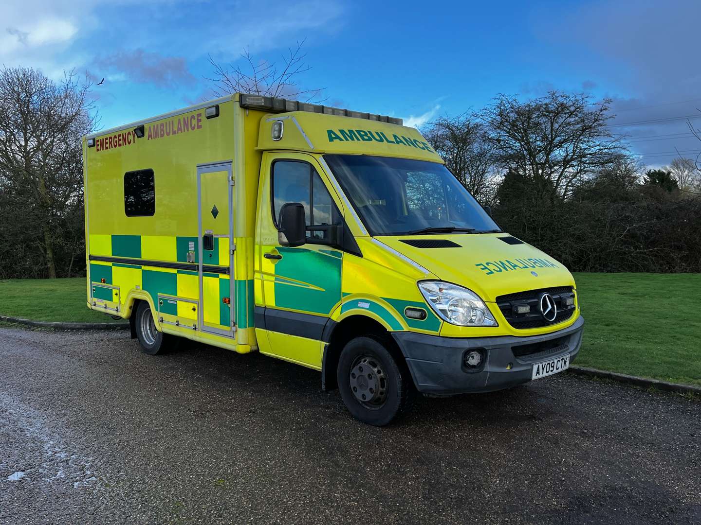 2009 MERCEDES SPRINTER AMBULANCE