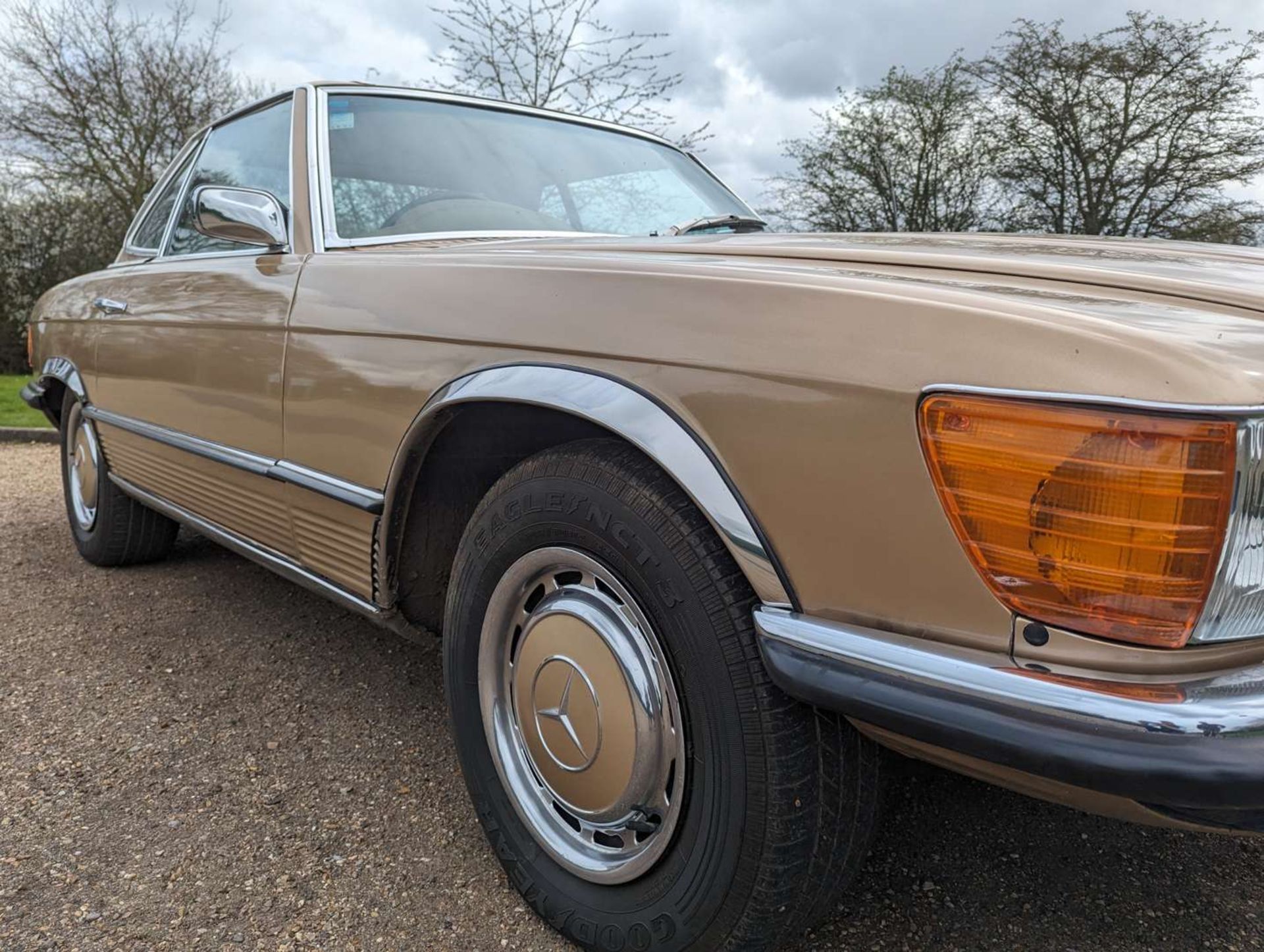 1972 MERCEDES R107 350 SL AUTO - Image 11 of 29