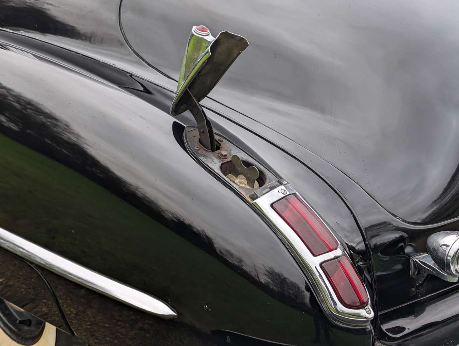 1947 CADILLAC SERIES 62 SEDAN LHD - Image 30 of 30