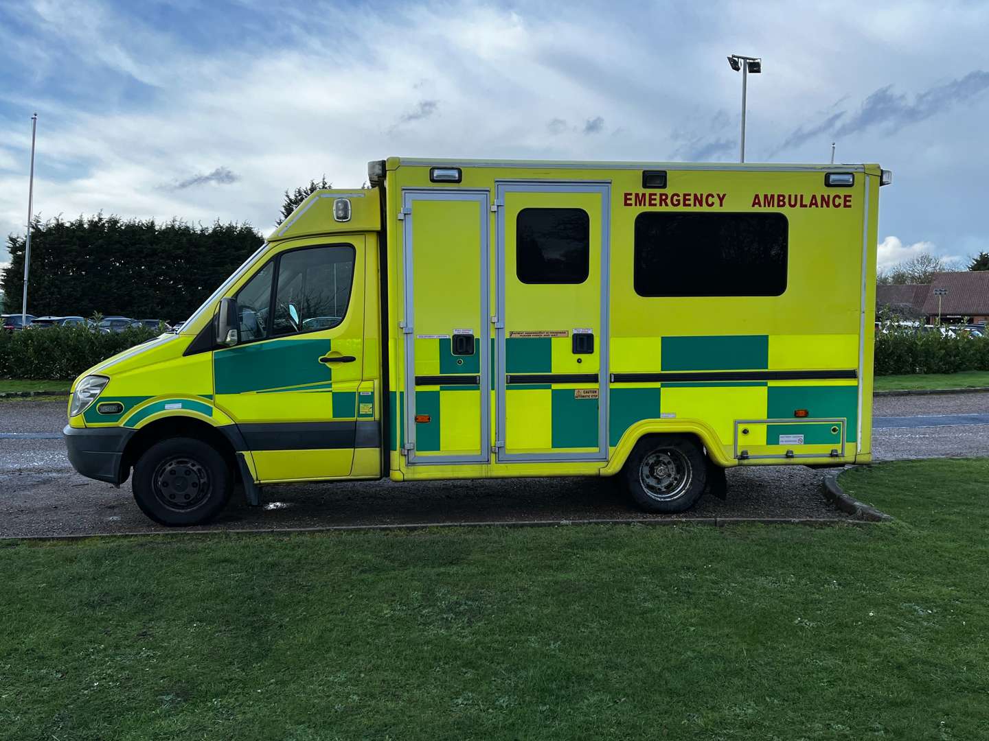 2009 MERCEDES SPRINTER AMBULANCE - Image 4 of 29