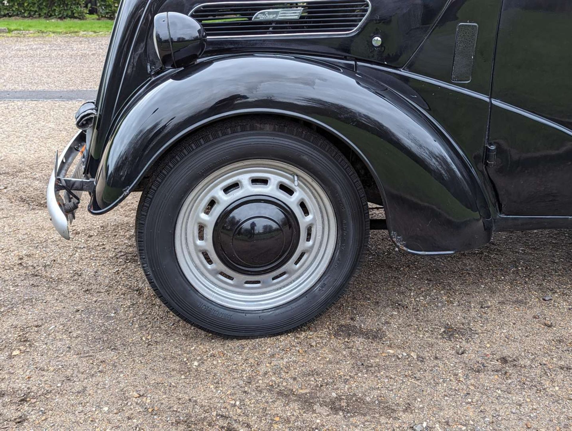 1954 FORD POPULAR - Image 16 of 29