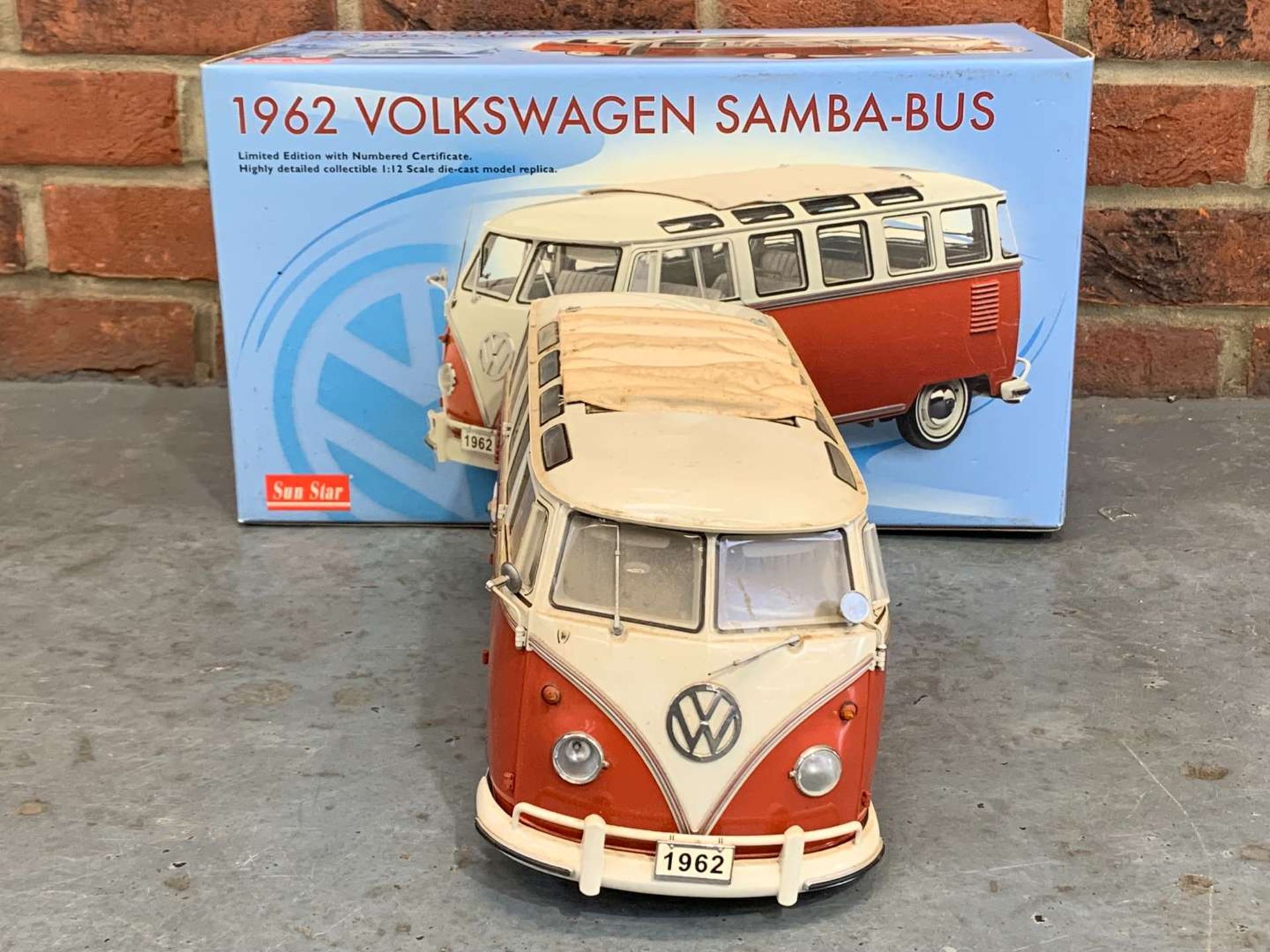 Sun Star 1962 Boxed Volkswagen Samba Bus 1;12 Scale a/f - Image 2 of 12