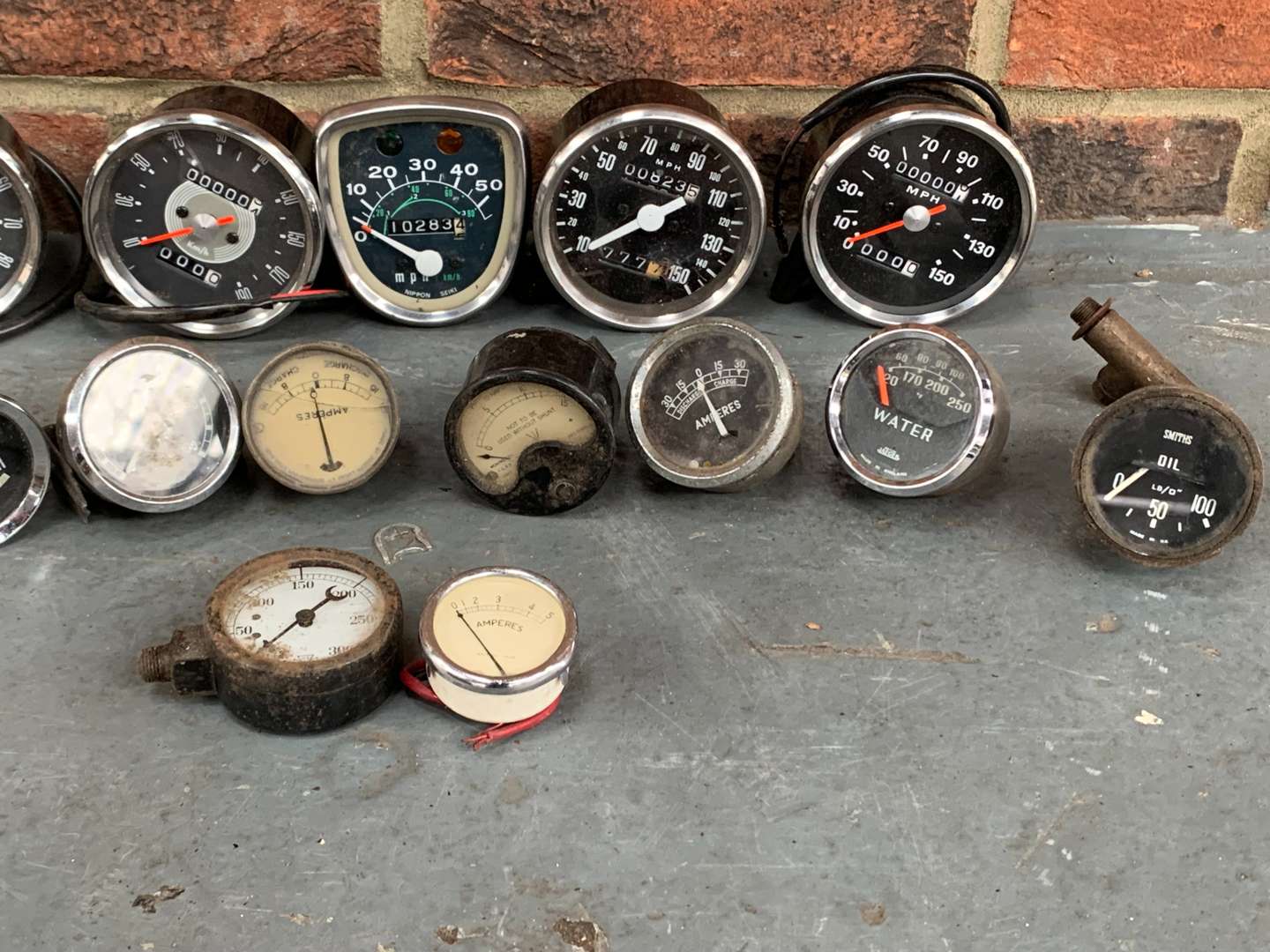 Box Of Classic Car Dials&nbsp; - Image 3 of 4