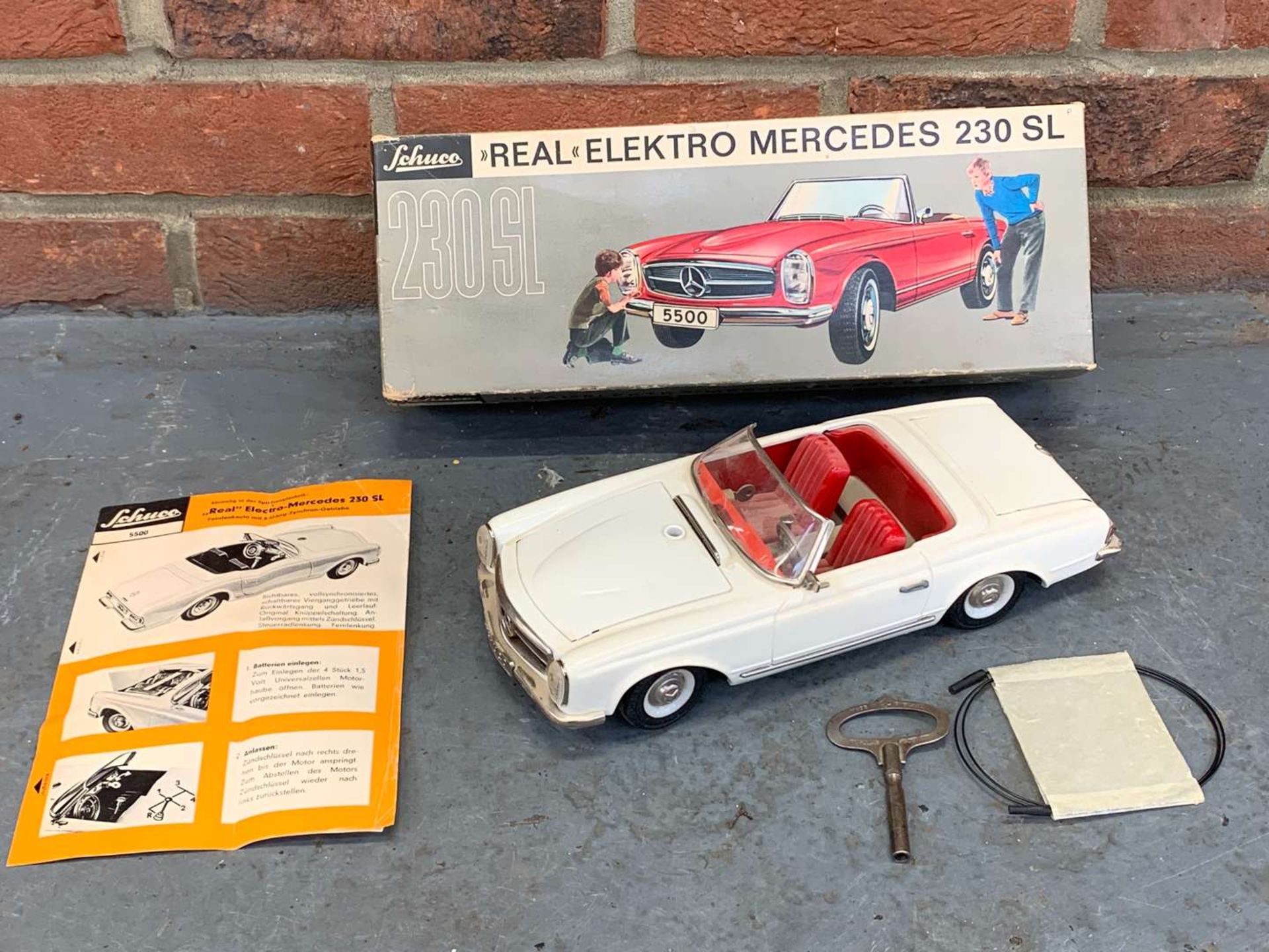 Schuco Boxed Clockwork Mercedes 230SL - Image 2 of 6