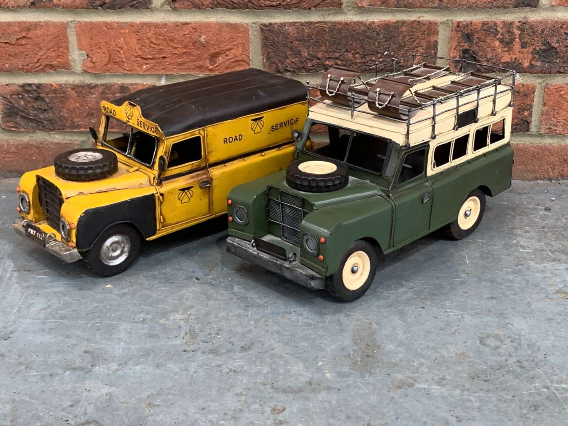 Two Modern Metal Land Rover Model Cars - Image 3 of 3