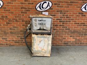 Avery Hardoll Petrol Pump (For Restoration)