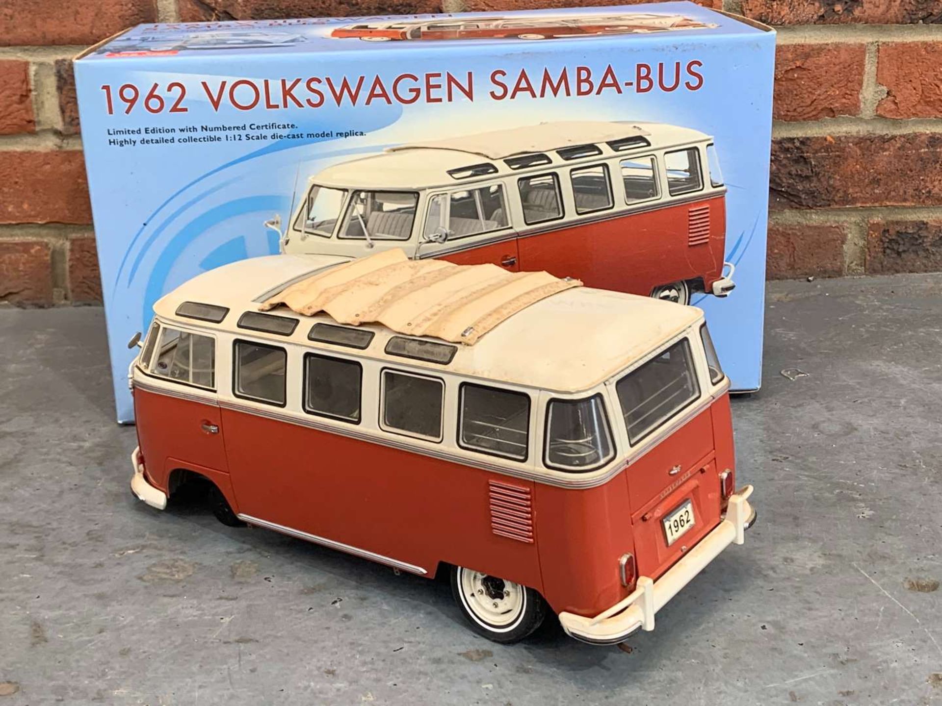 Sun Star 1962 Boxed Volkswagen Samba Bus 1;12 Scale a/f - Image 7 of 12