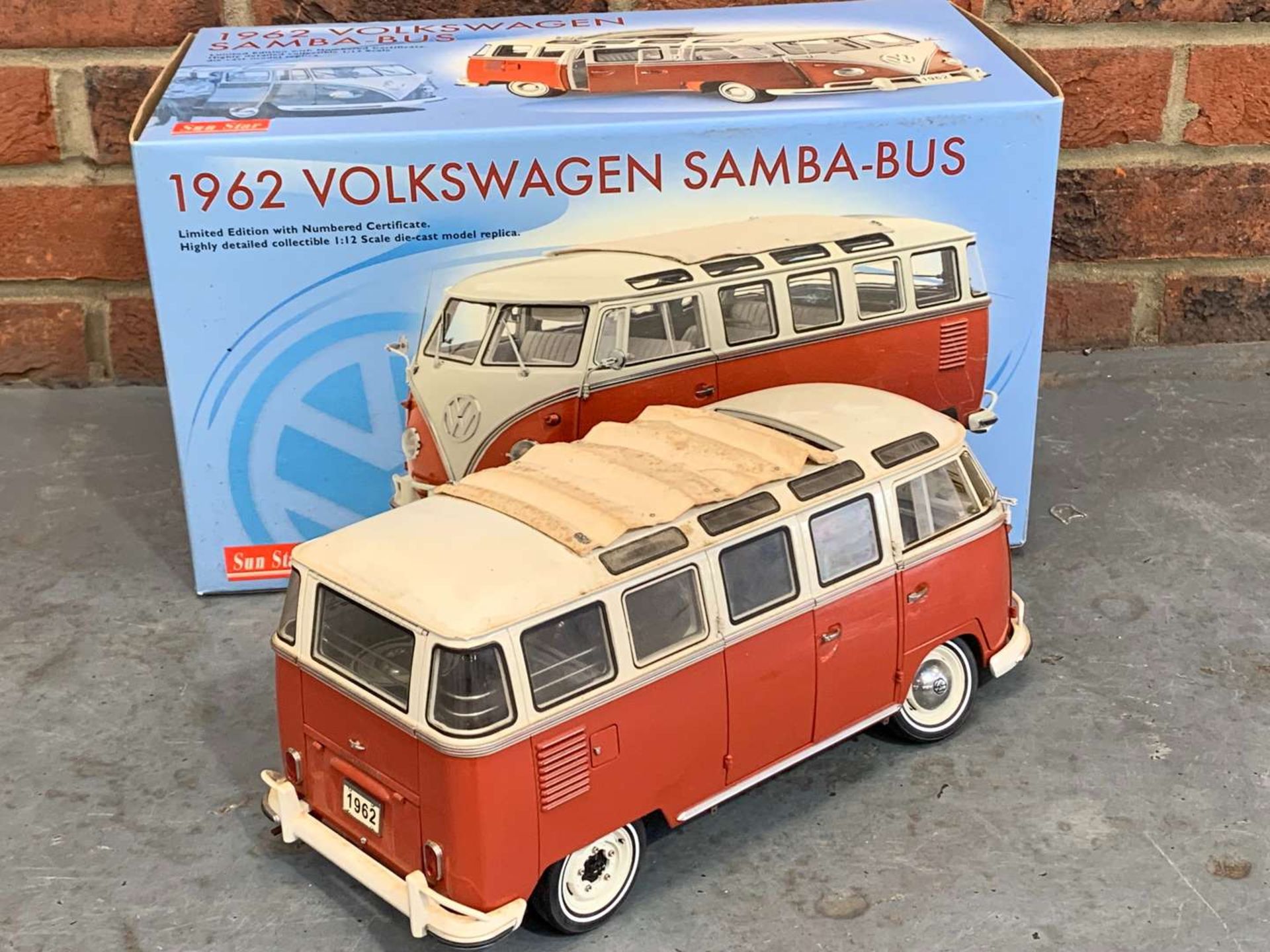 Sun Star 1962 Boxed Volkswagen Samba Bus 1;12 Scale a/f - Image 4 of 12