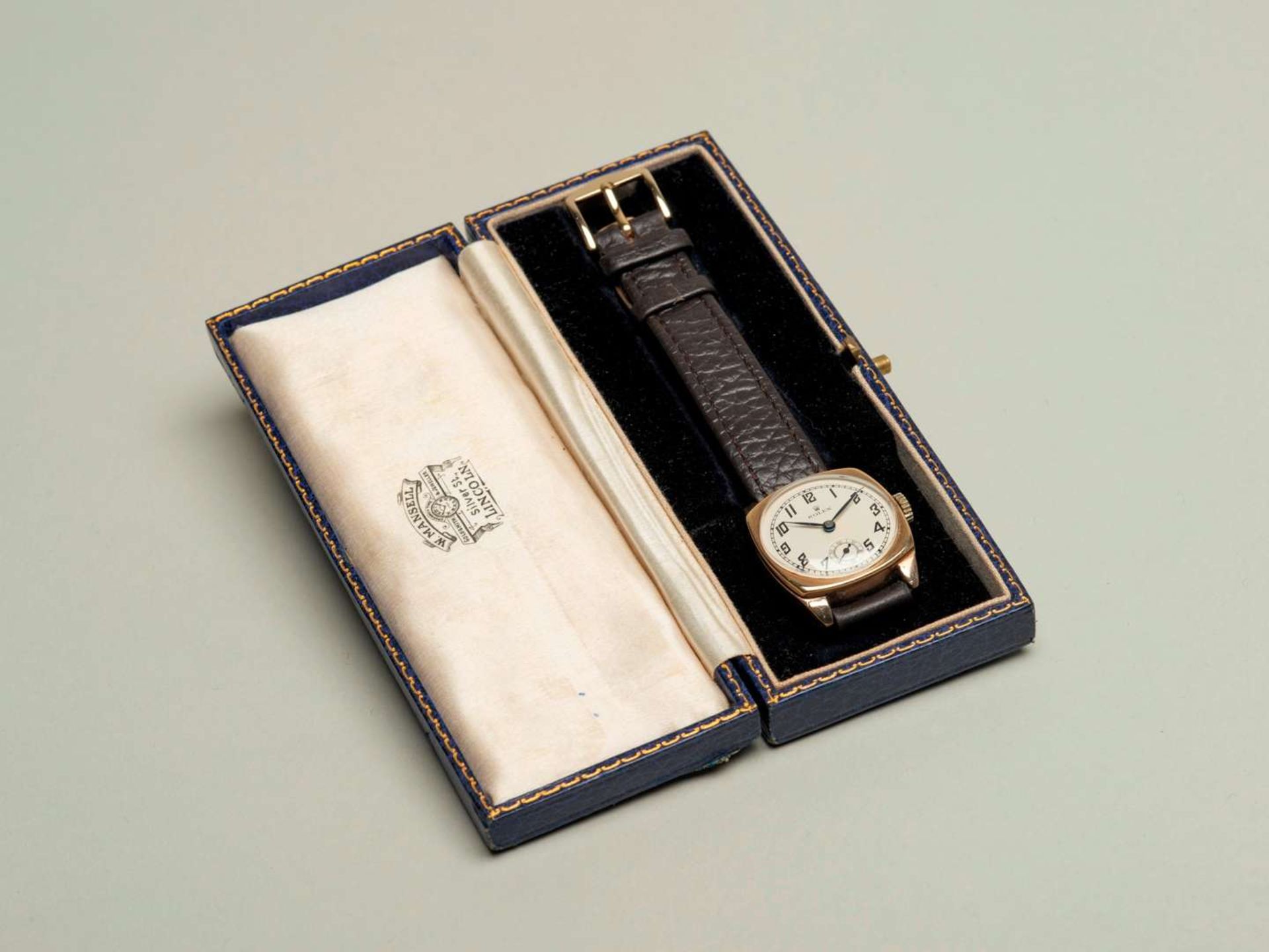 ROLEX, an early 20th century 9ct gold wristwatch - Image 5 of 7