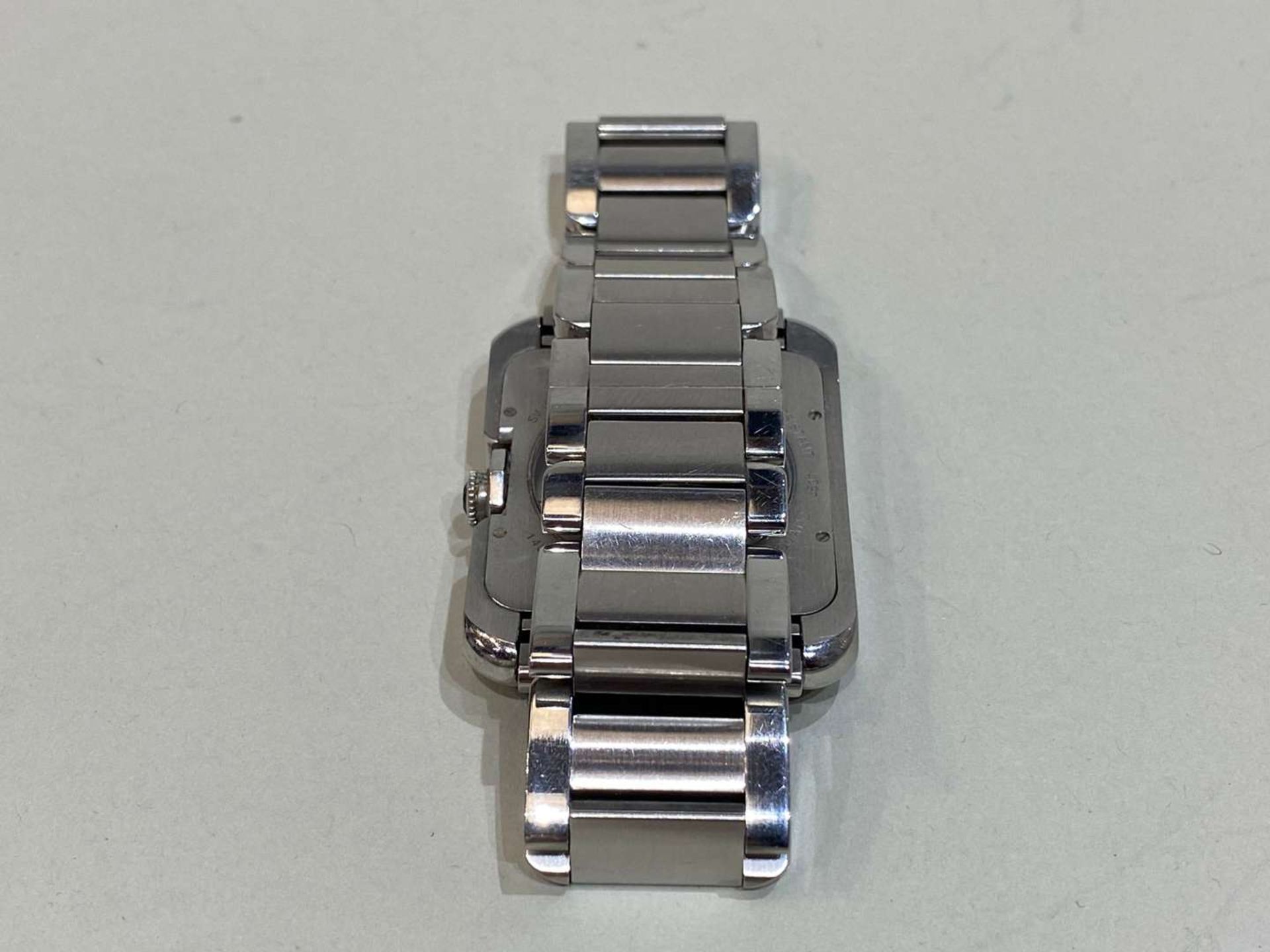 CARTIER, TANK ANGLAISE, XL, a 2014, stainless steel, automatic, centre seconds, calendar wristwatch. - Bild 5 aus 9
