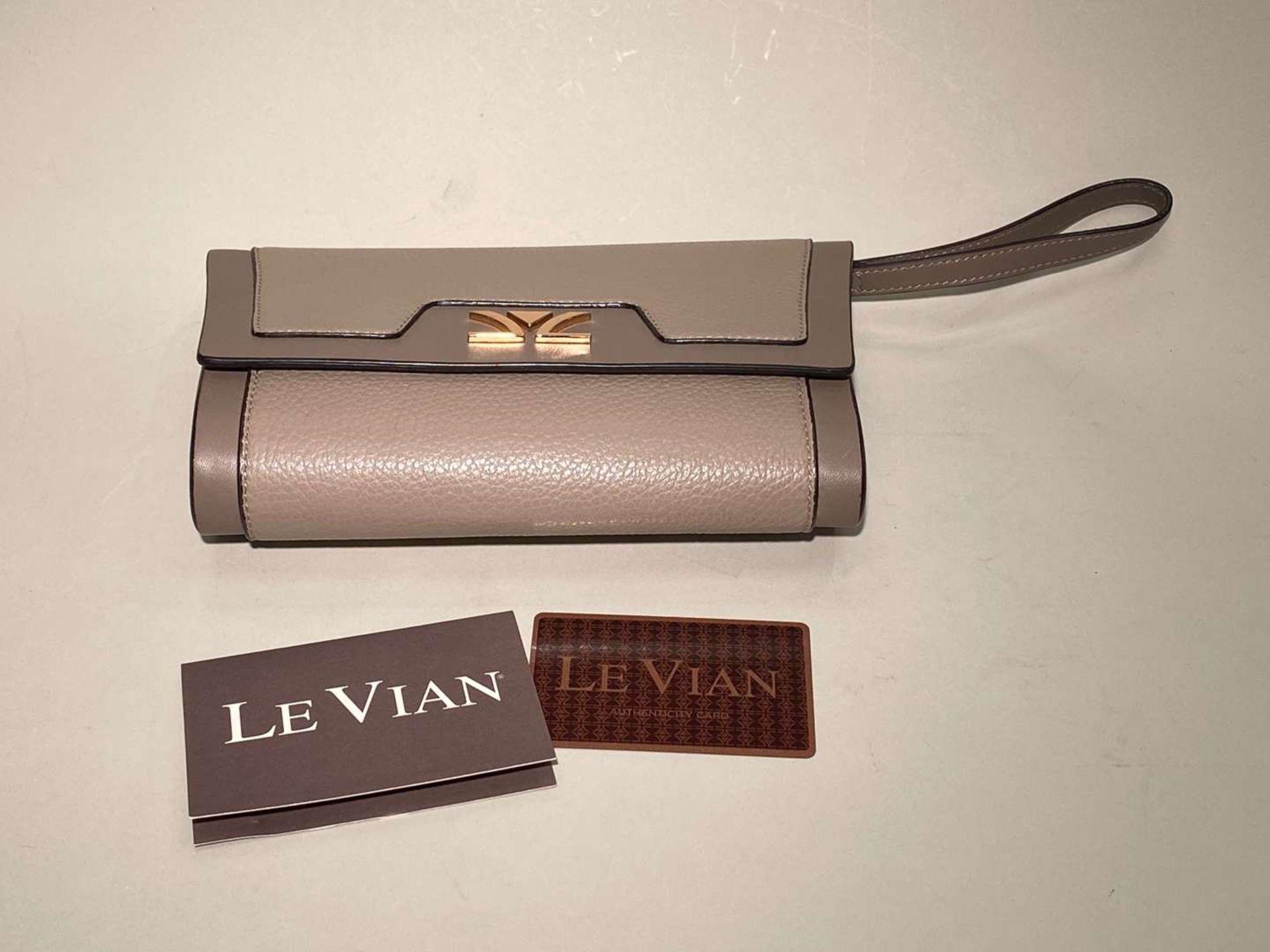 LE VIAN, Liz crossover satchel and matching clutch, - Image 10 of 10