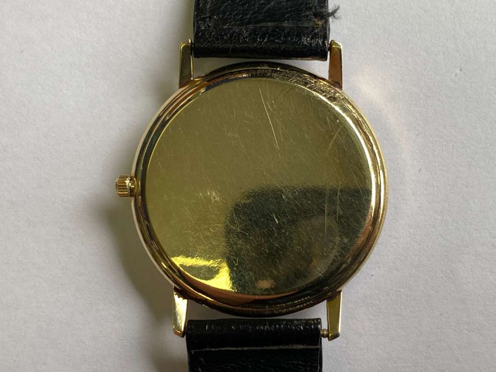 TISSOT, SEASTAR, &nbsp;a modern 9 ct gold, centre seconds, calendar wristwatch. - Bild 5 aus 5