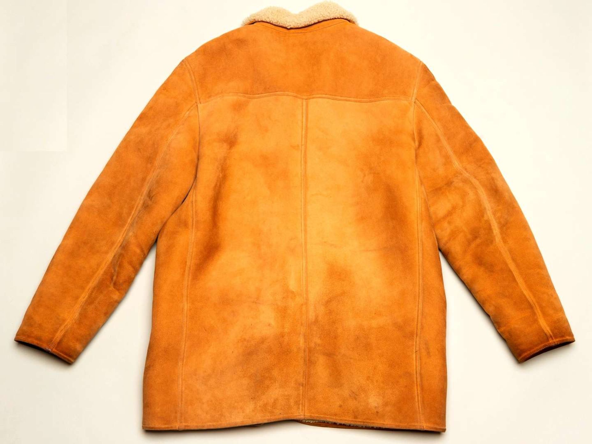 RM WILLIAMS, a men's, tan sheepskin button up coat, size 3XL - Image 3 of 5
