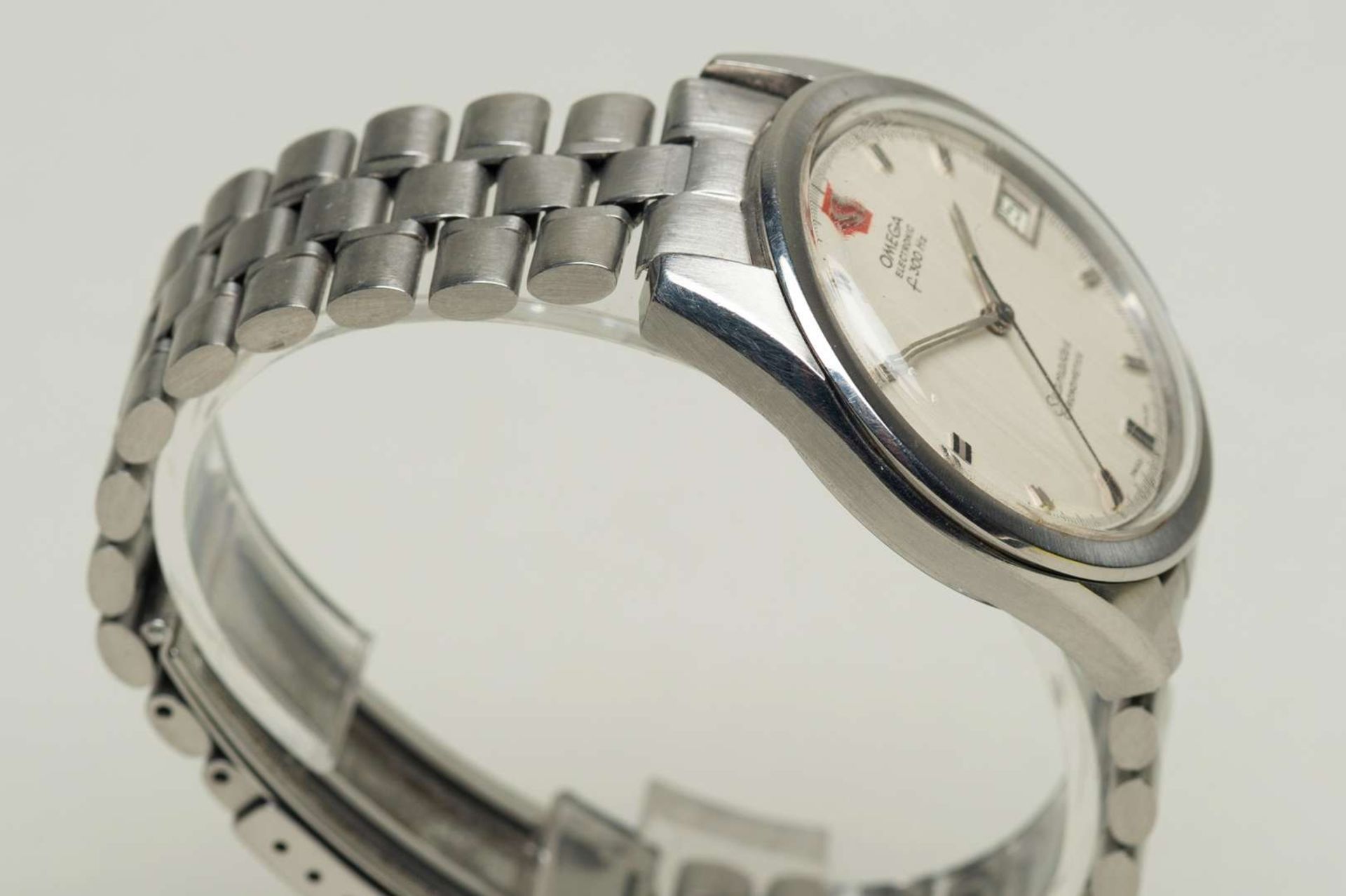 OMEGA. 1970's Seamaster, Chronometer, Electronic f300 Hz, stainless steel calendar wristwatch. - Image 3 of 6