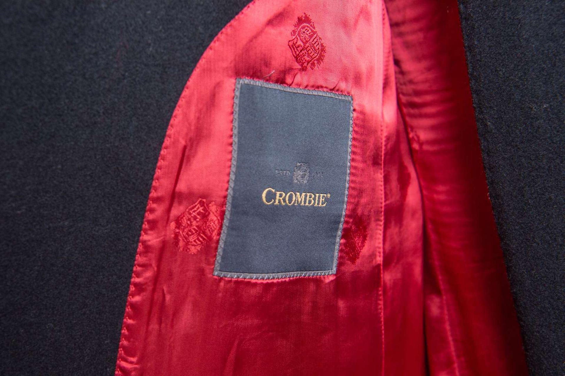 CROMBIE, 100% black woolen covert coat with velvet collar, size 44 - Bild 8 aus 9