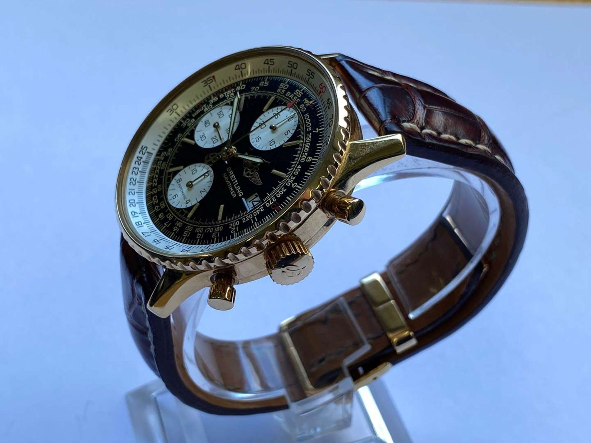 BREITLING, Old Navitimer II, 1991. 18kt gold, two button, chronograph. - Image 2 of 11