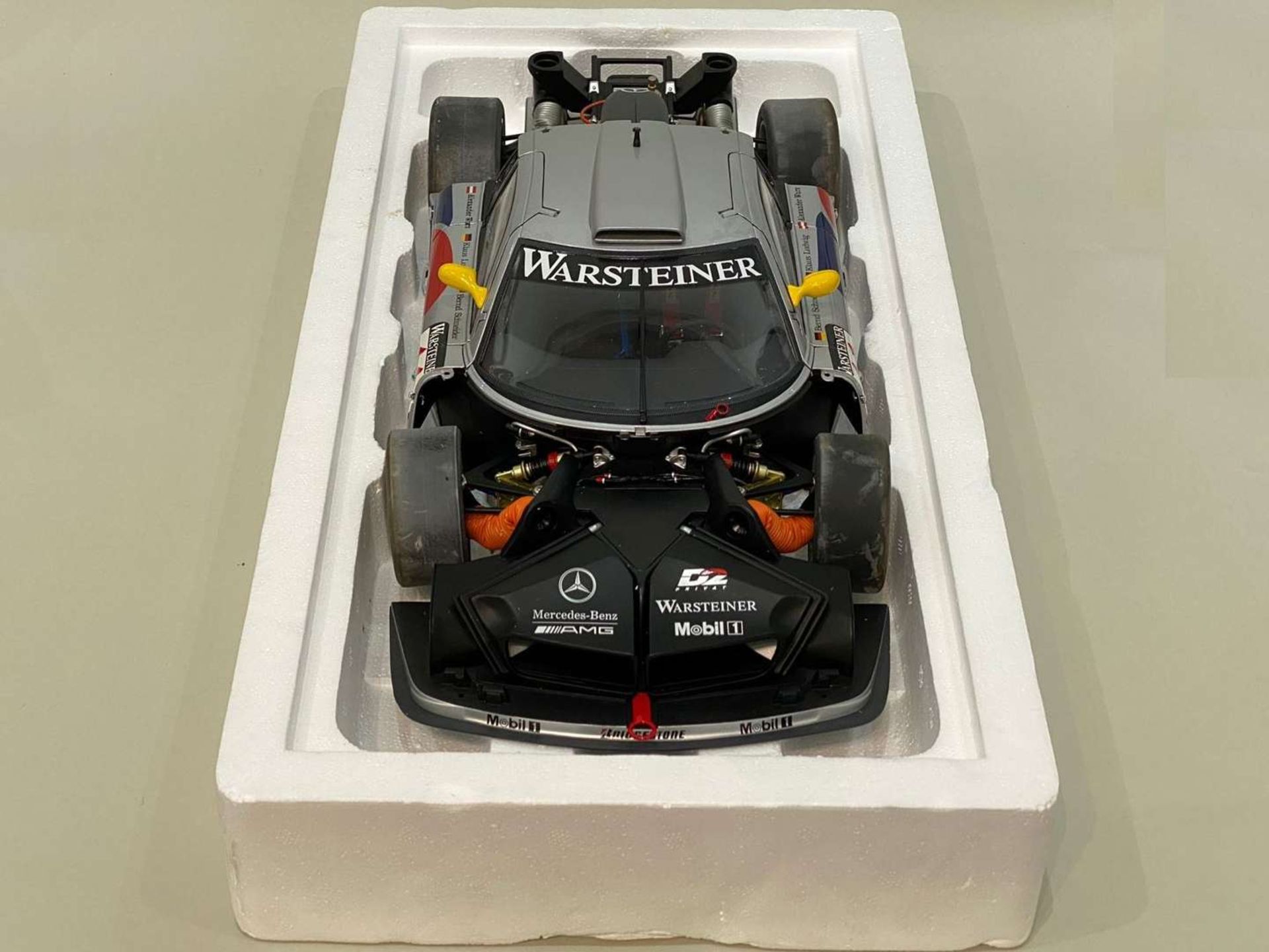 AUTO ART, &nbsp;Mercedes-Benz, CLK GTR FIA GT, 1997, GT1 Champion, 1:12 - Bild 3 aus 8