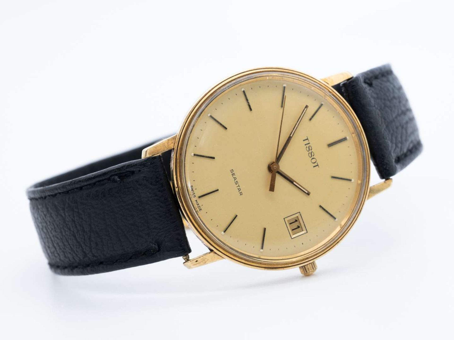 TISSOT, SEASTAR, &nbsp;a modern 9 ct gold, centre seconds, calendar wristwatch. - Image 2 of 5