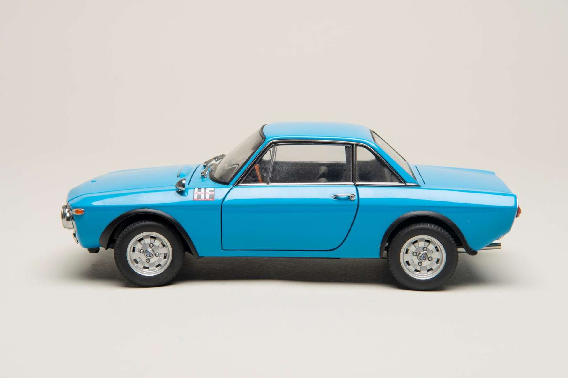 AUTOART MILLENIUM, Lancia, 1965, Fulvia, 1.6HF, Fanalone - Image 3 of 9