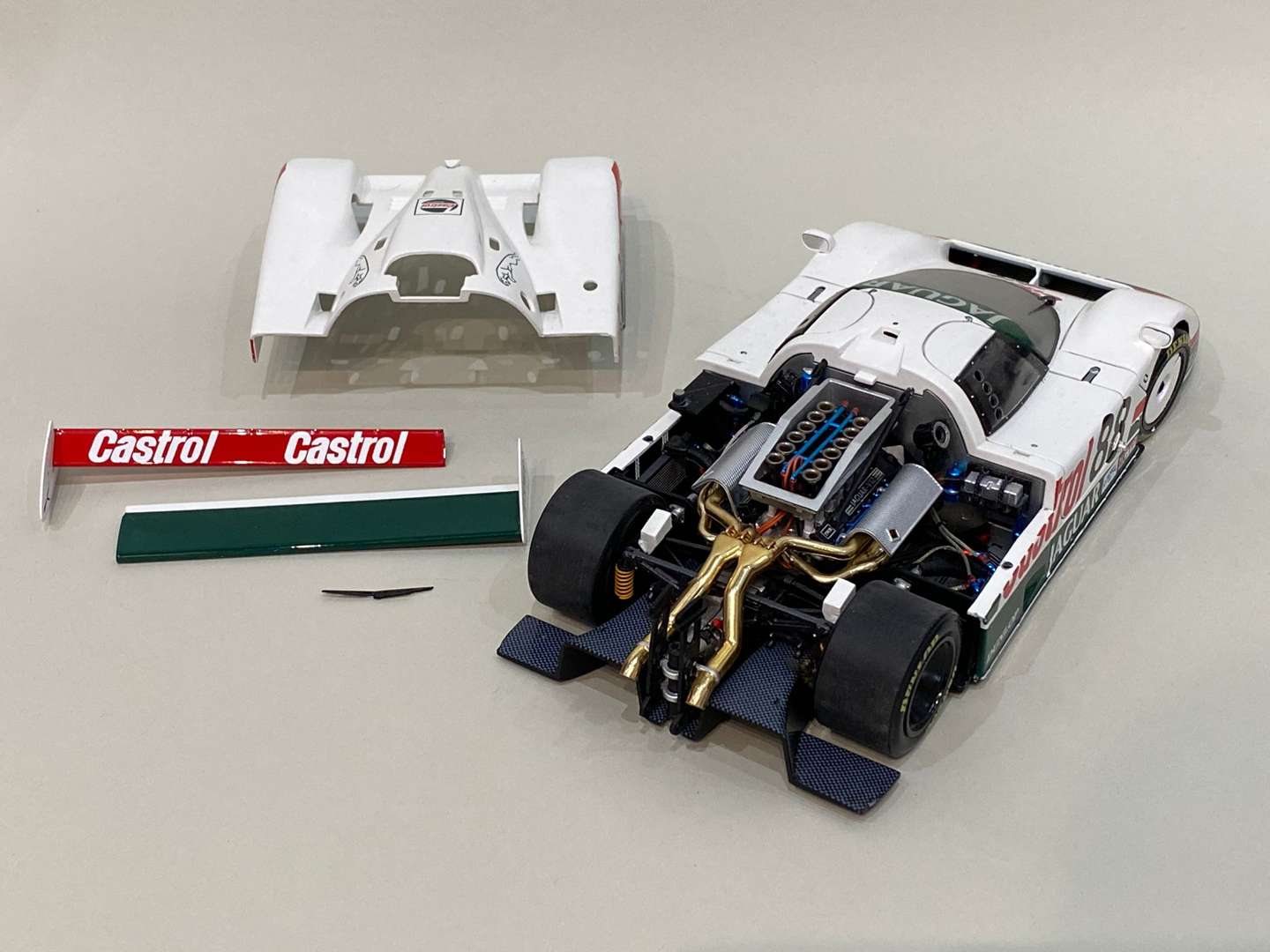 EXOTO MOTORBOX, &nbsp;Jaguar XJR-9, 1:18 - Image 2 of 5