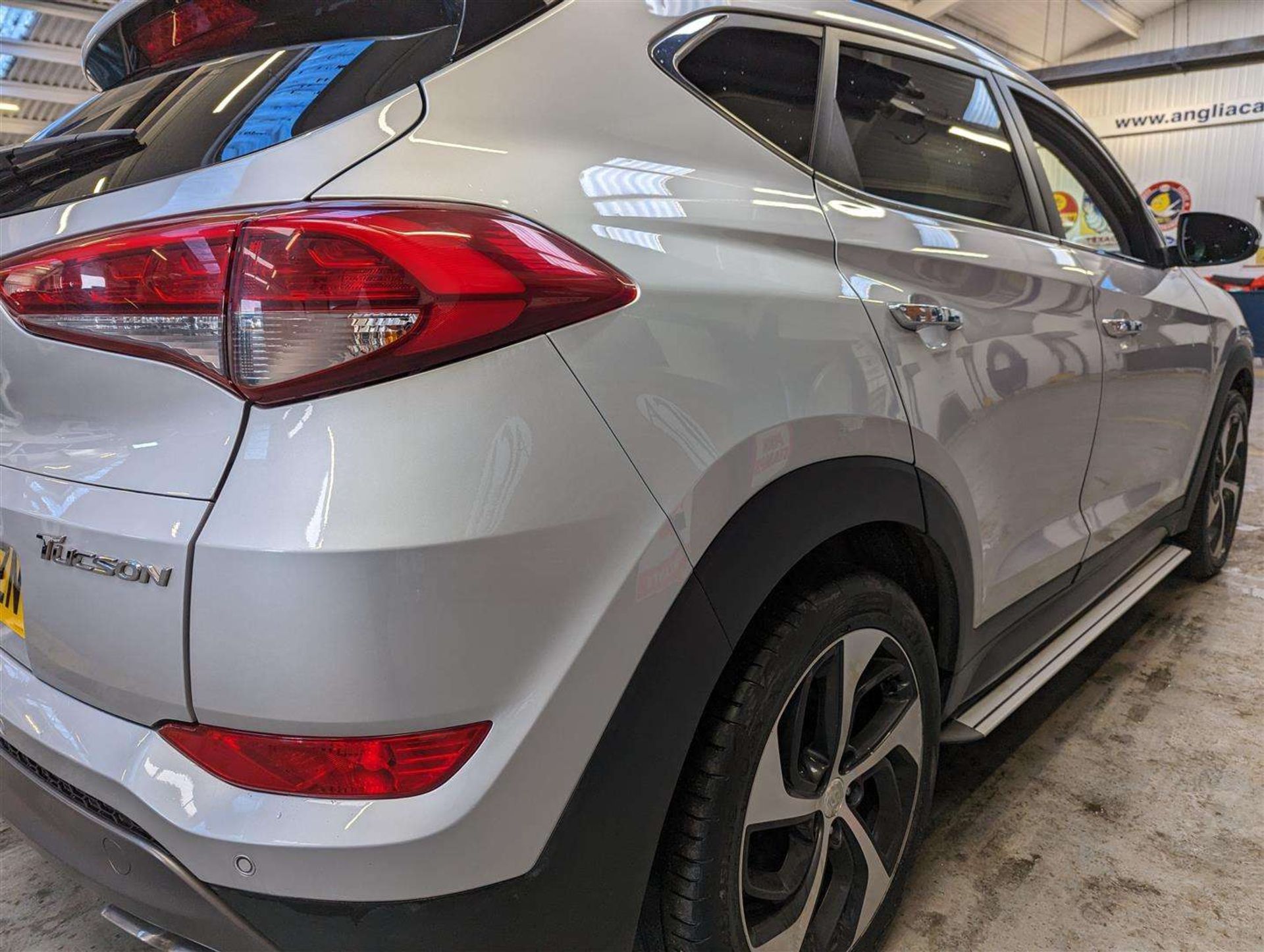 2015 HYUNDAI TUCSON PREMIUM SE CRDI - Image 18 of 28