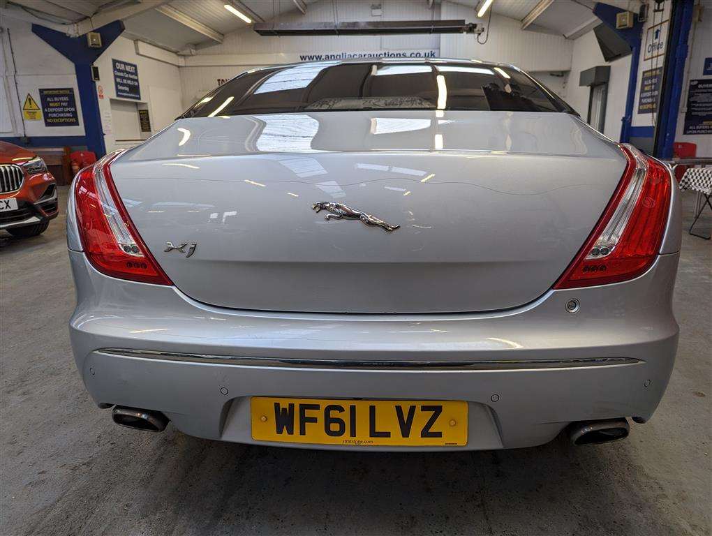 2011 JAGUAR XJ PREMIUM LUXURY V6 D AUTO - Image 4 of 29