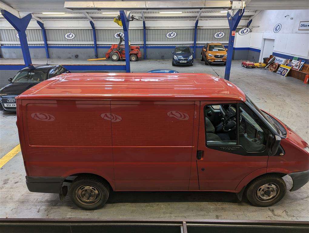 2010 FORD TRANSIT 85 T260M TREND - Image 23 of 30