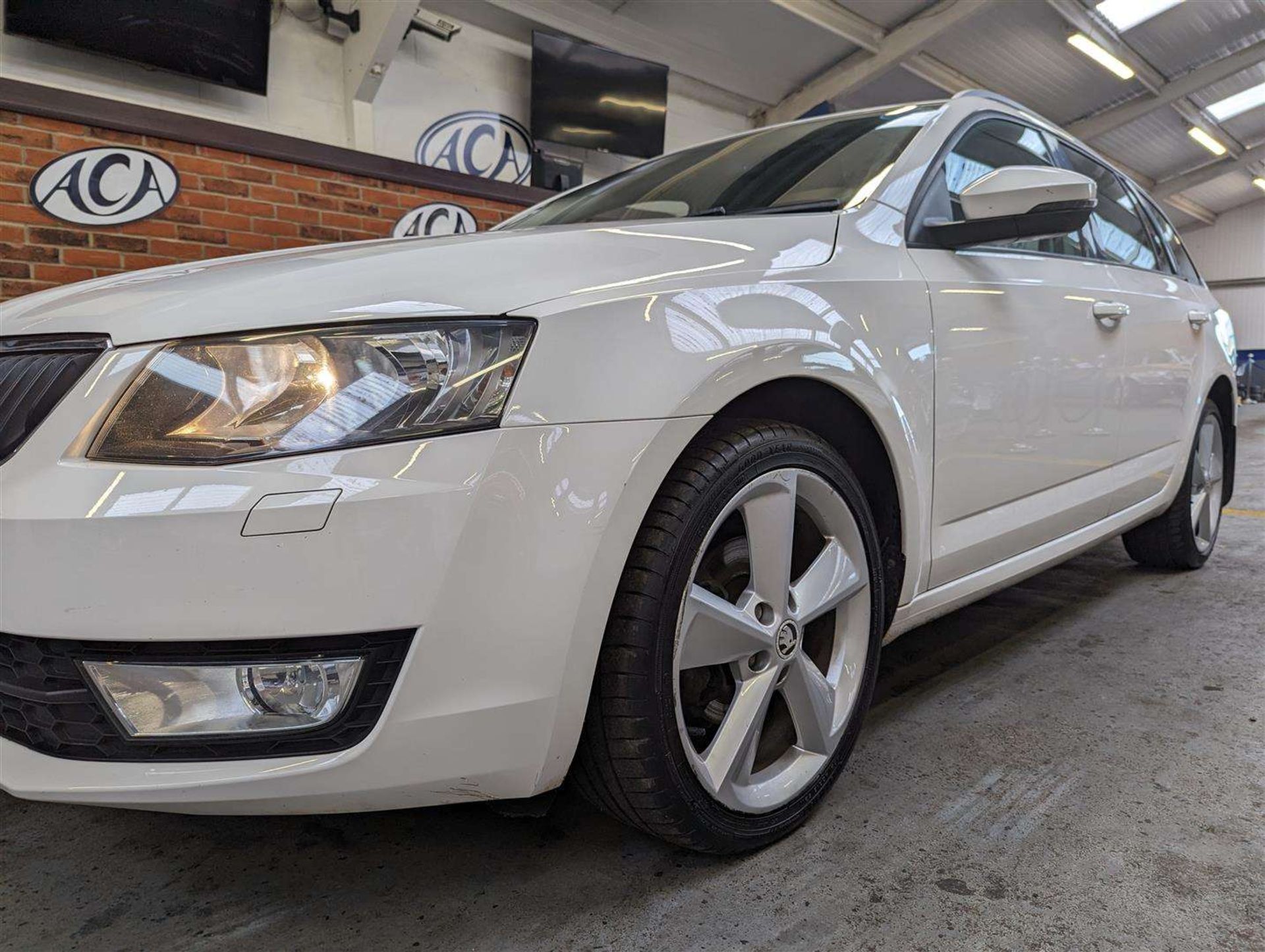 2013 SKODA OCTAVIA ELEGANCE TDI CR S - Image 12 of 26