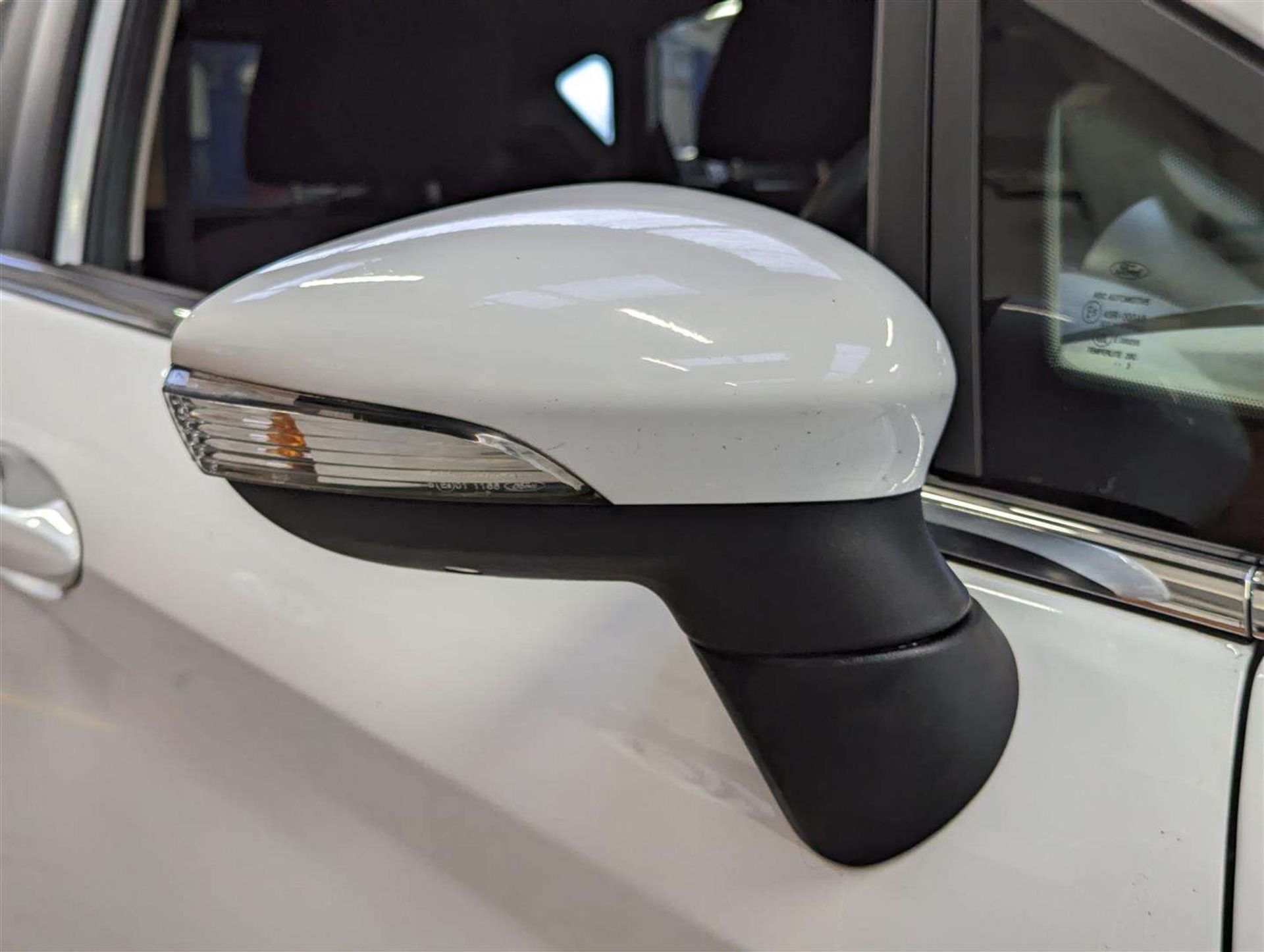 2013 FORD FIESTA TITANIUM - Image 12 of 29