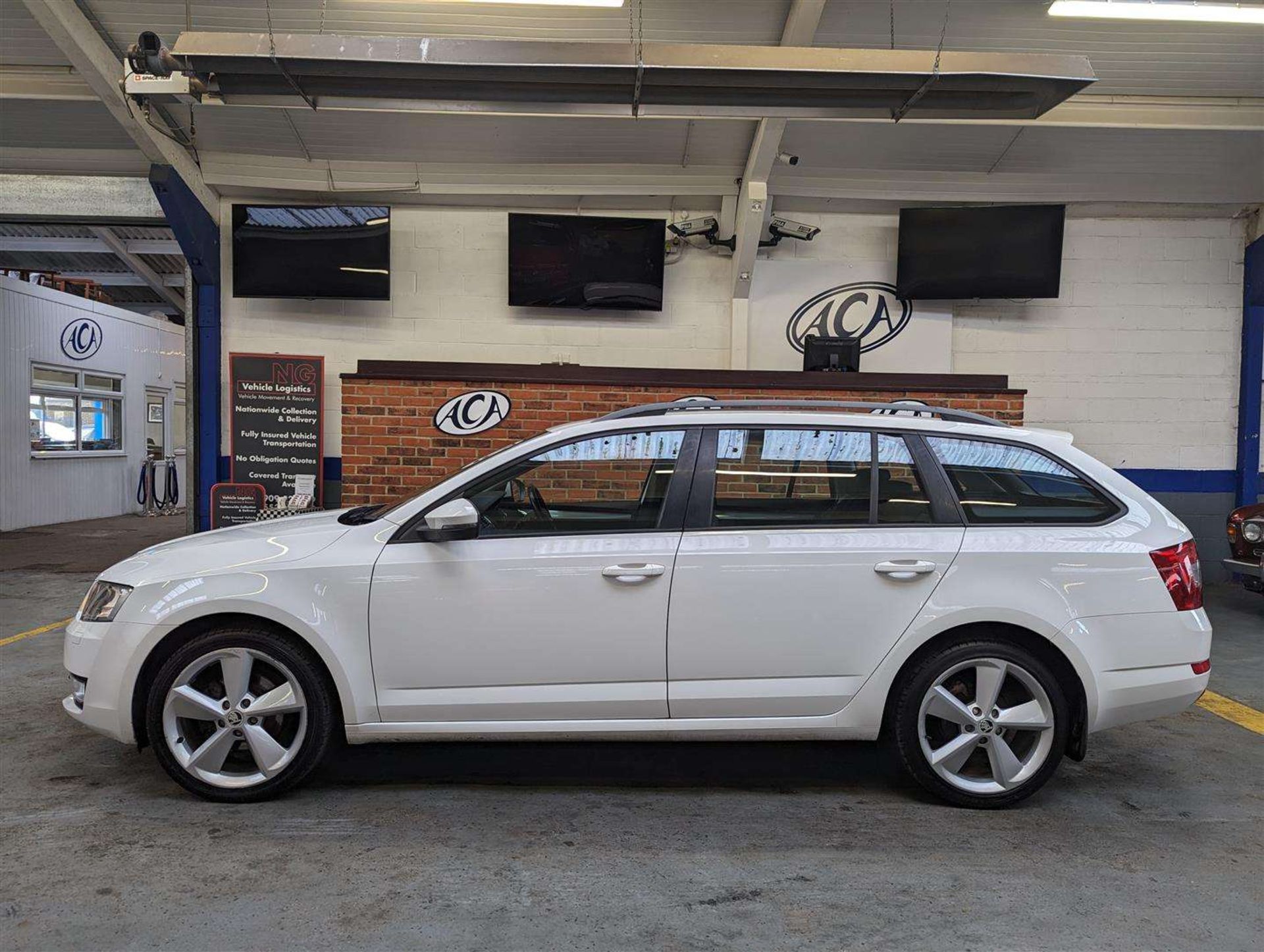 2013 SKODA OCTAVIA ELEGANCE TDI CR S - Image 2 of 26