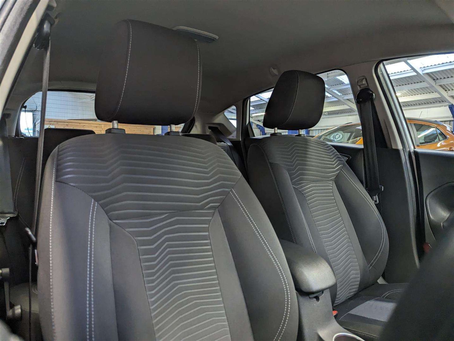 2013 FORD FIESTA TITANIUM - Image 17 of 29