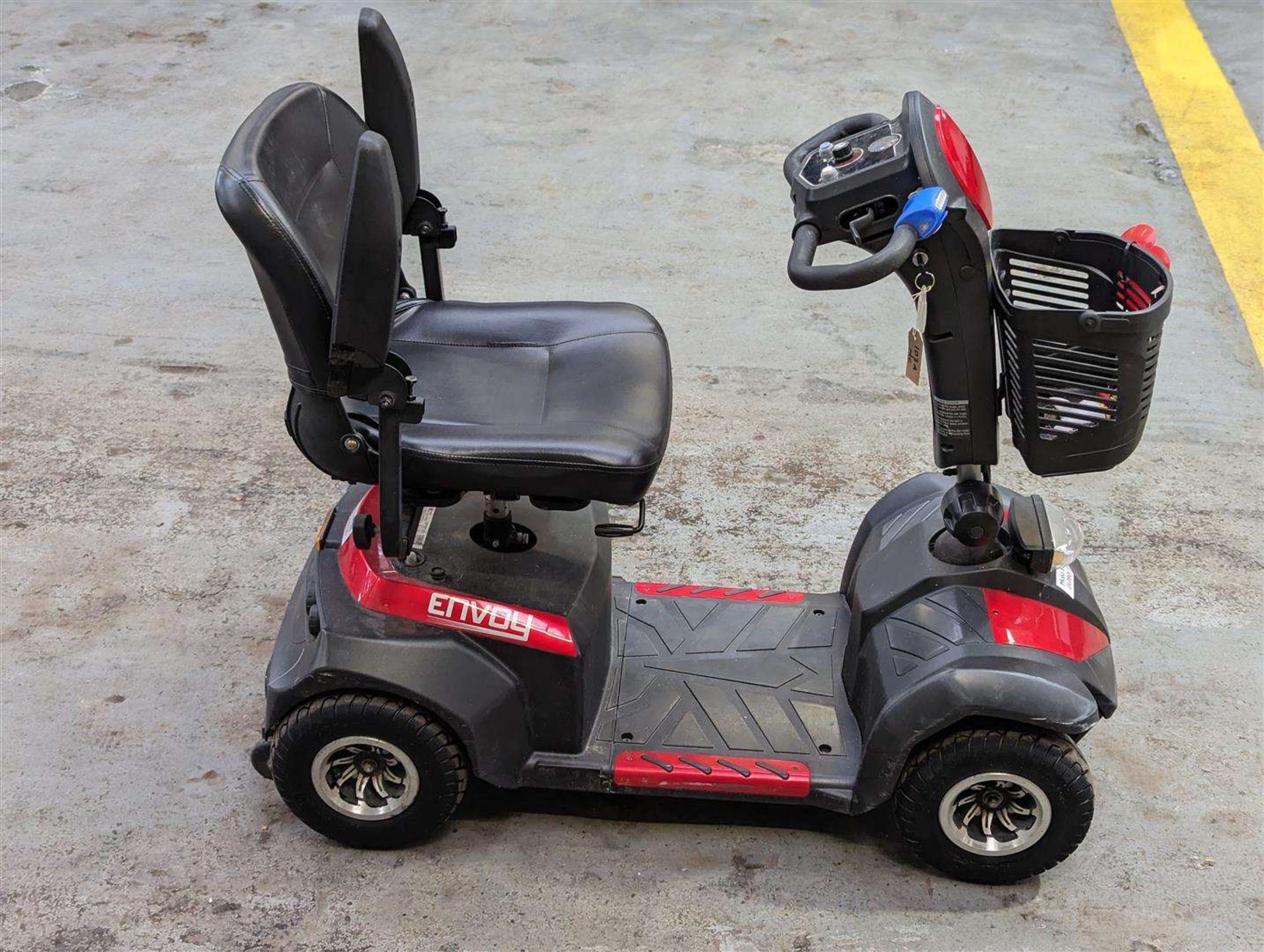 4 Wheel Mobility Scooter.&nbsp; - Image 2 of 12