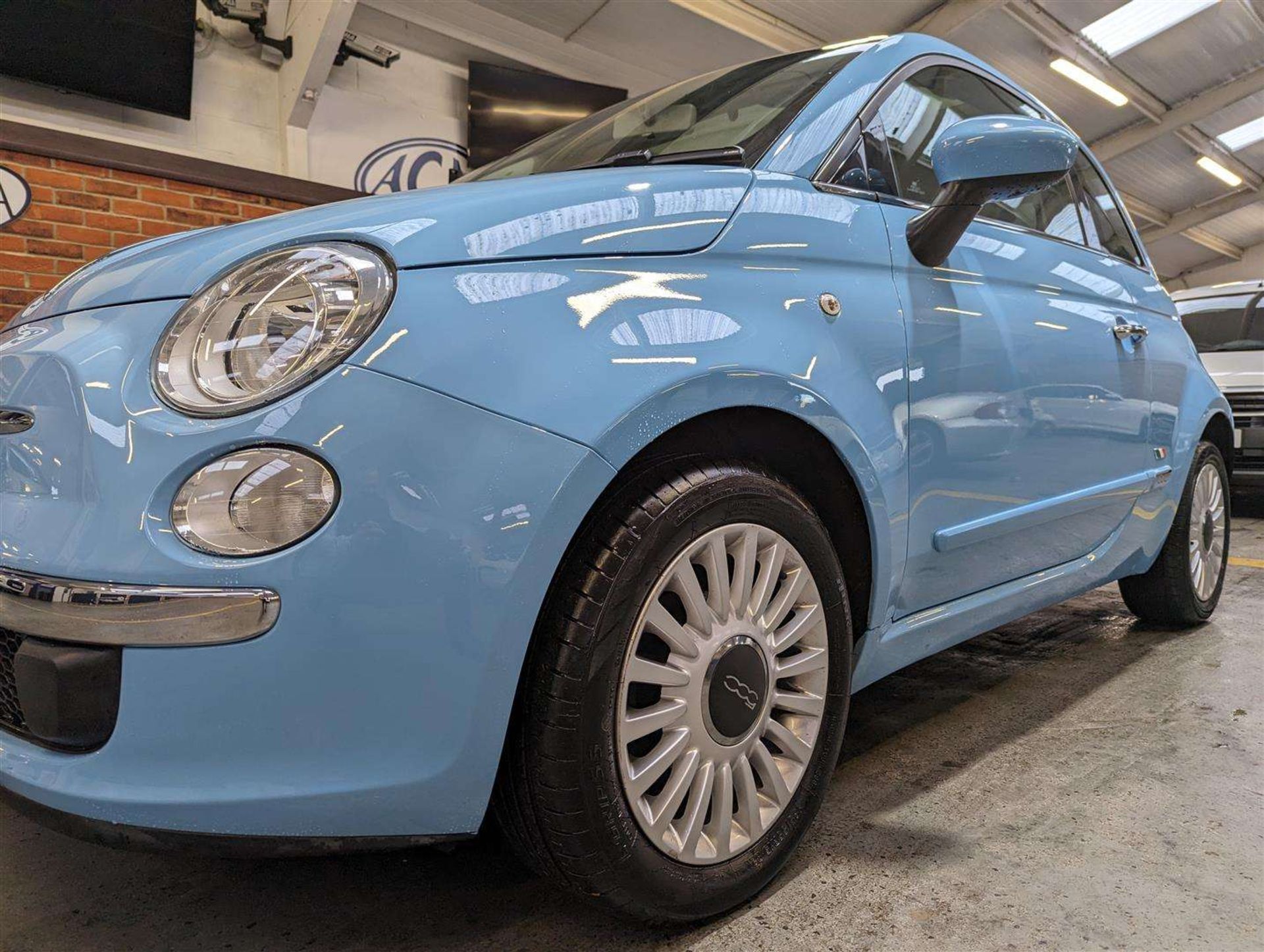 2012 FIAT 500 LOUNGE RHD - Image 11 of 28