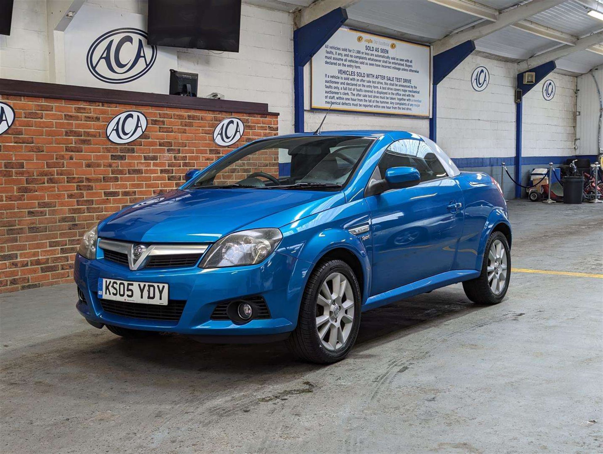 2005 VAUXHALL TIGRA SPORT TWINPORT