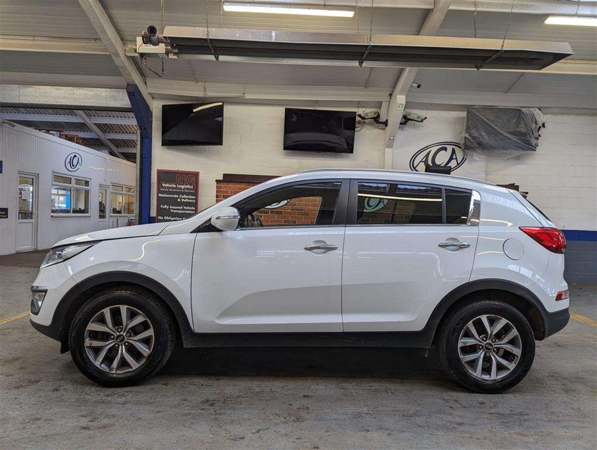 2014 KIA SPORTAGE WHITE EDITION IS - Image 2 of 24